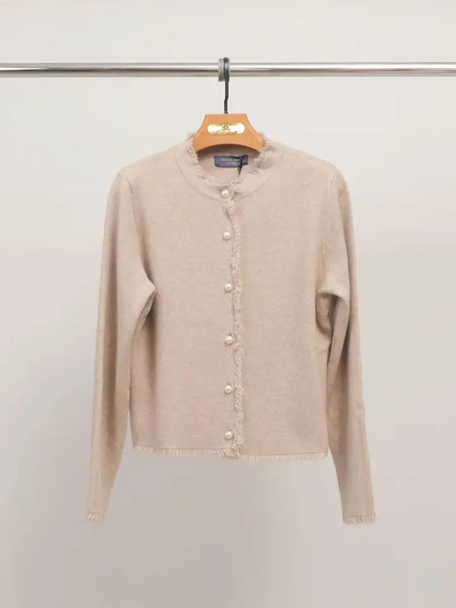 Grossista Cécile Wang - Giacca cardigan a girocollo con bottoni di perle HY86060