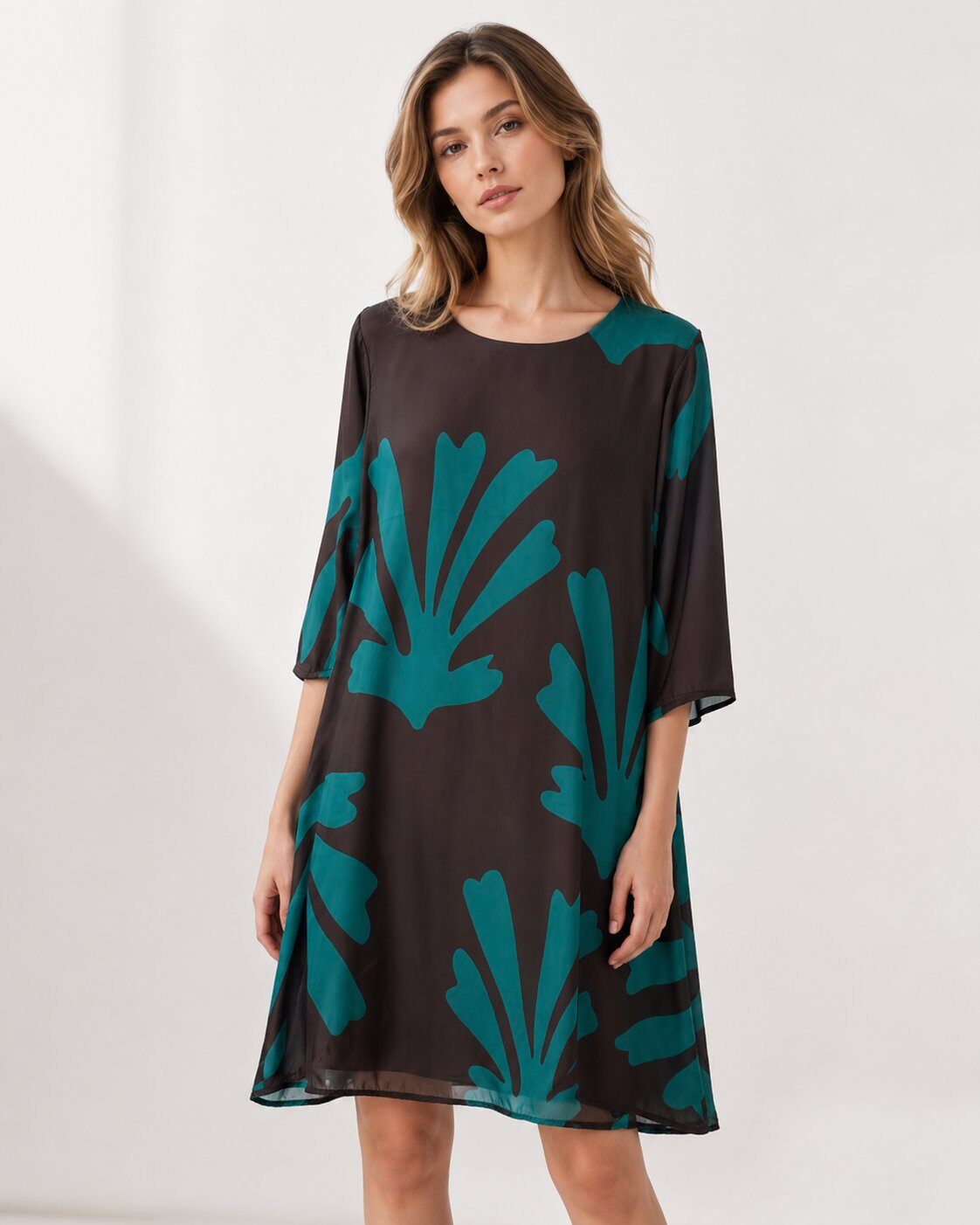 Grossiste CEM - ROBE MIDI EN SATIN IMPRIMÉ