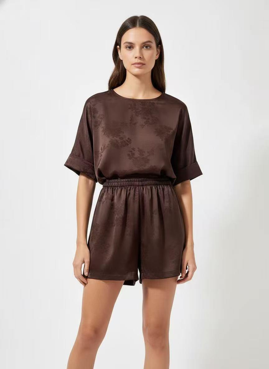 Wholesaler CEM - EMBROIDERED SATIN SHORTS