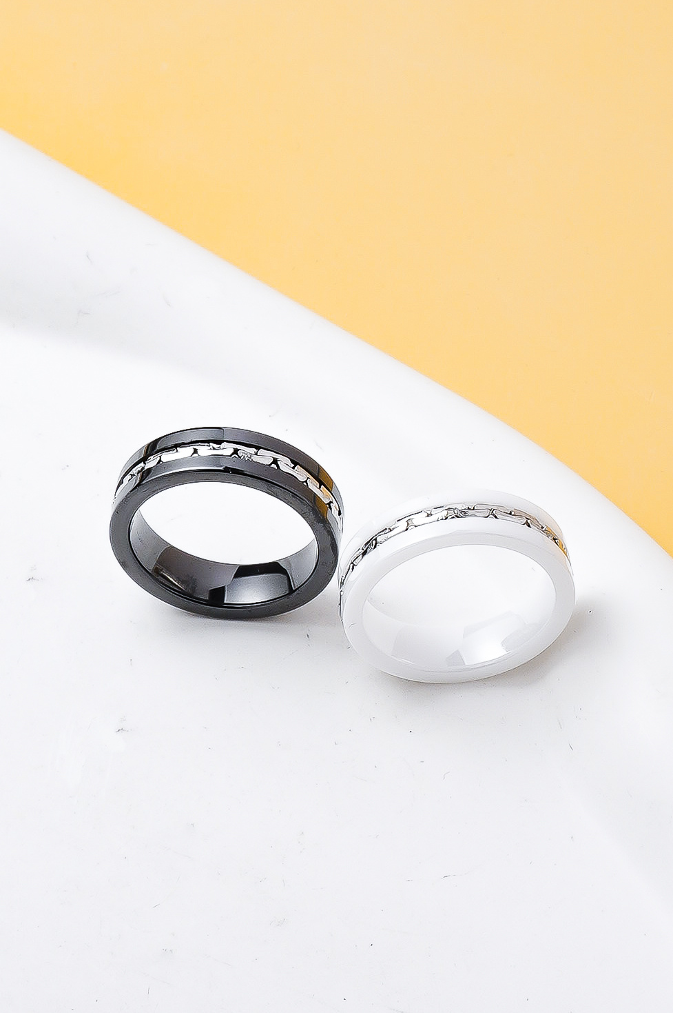 Grossiste Ceramik - Bague Femme Céramique – Tailles US 6-10 / FR 52-62 – Couleur au Choix