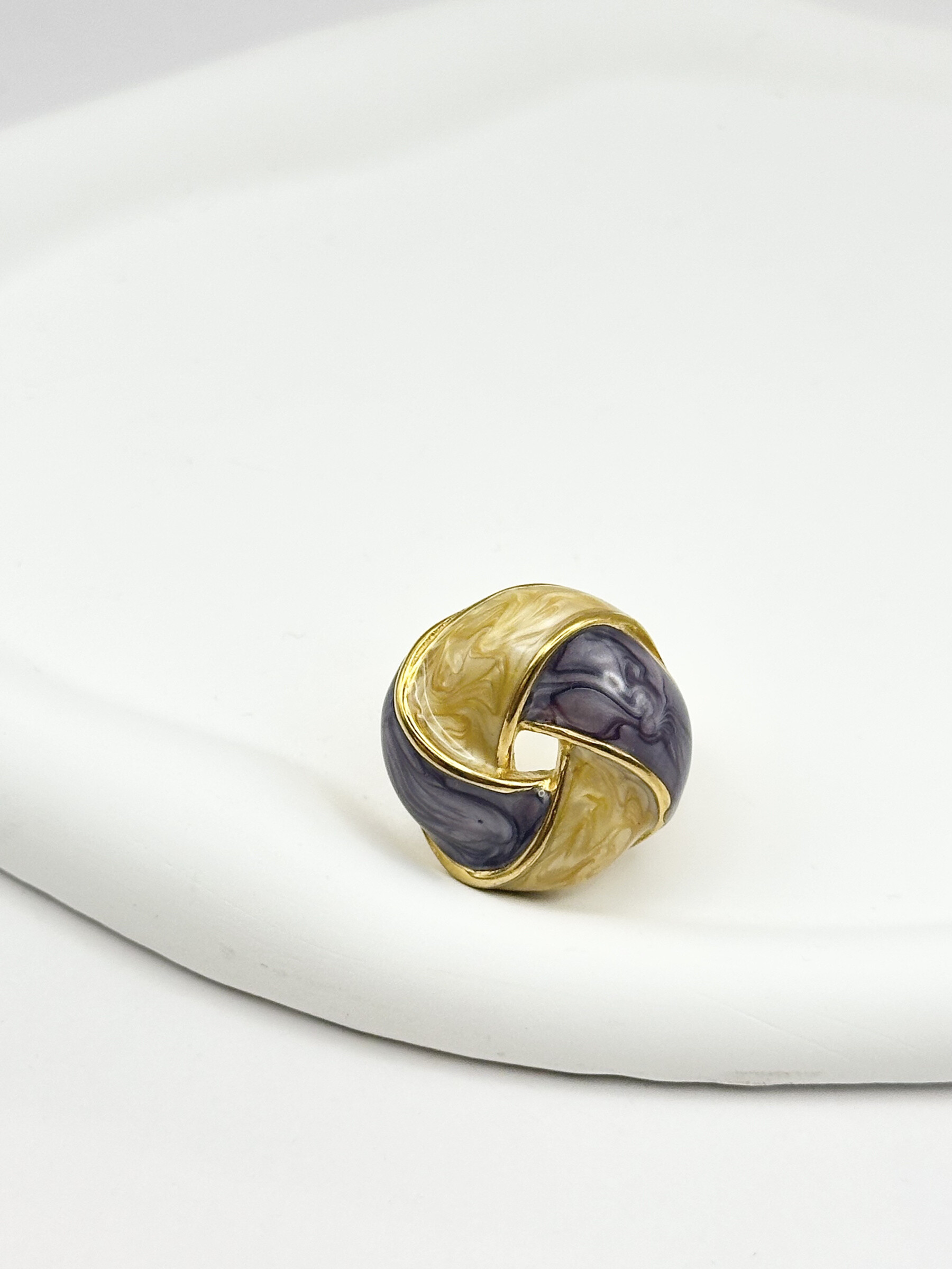 Grossiste Ceramik - Bague Nœud Marbré Beige et Gris – Acier Inoxydable Doré