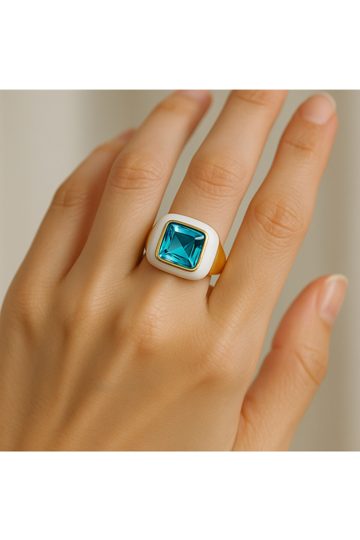 Grossiste Ceramik - Bague Carrée en Émail Blanc – Cristal Bleu Azur