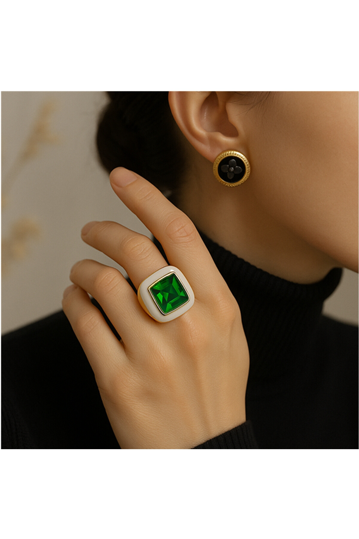 Grossiste Ceramik - Bague Carrée en Émail Blanc et Acier Inoxydable – Cristal Vert