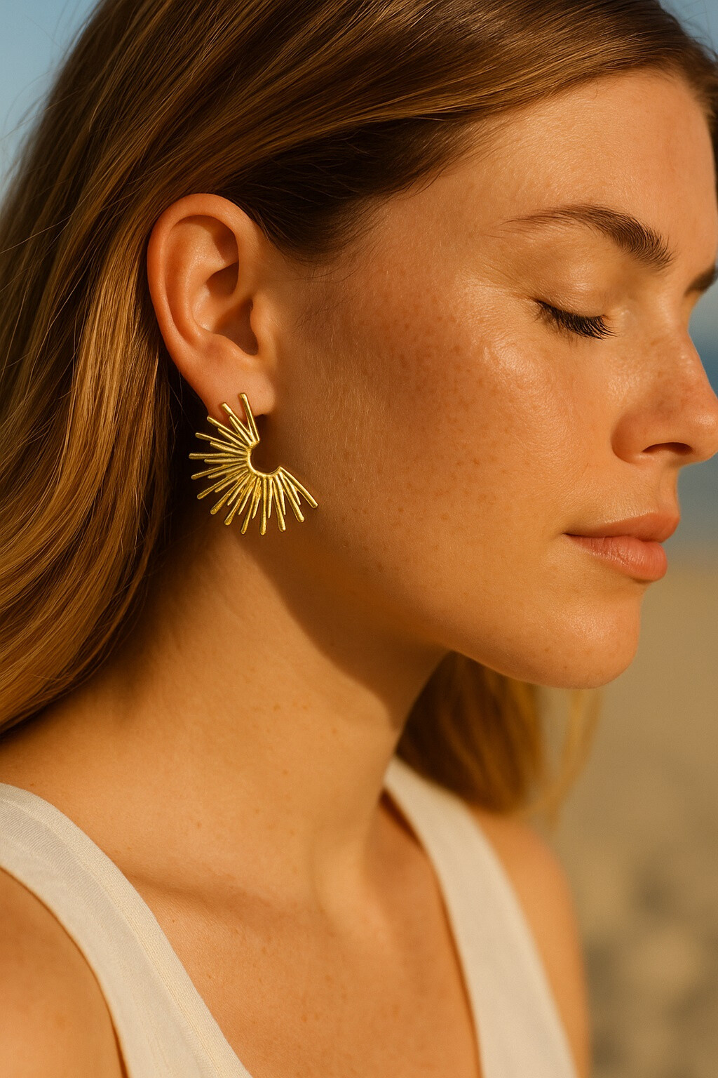 Grossiste Ceramik - Boucles d'Oreilles Soleil Rayonnant en Acier Inoxydable Doré