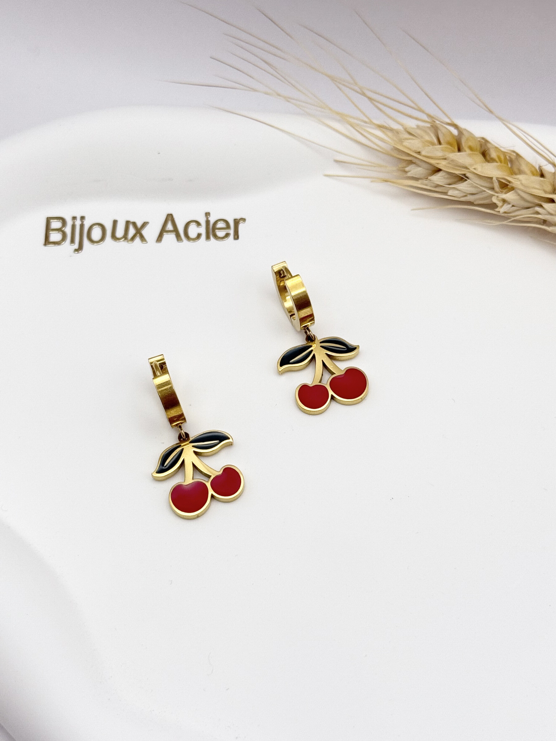 Wholesaler Ceramik - Stainless steel earrings motif female silhouette