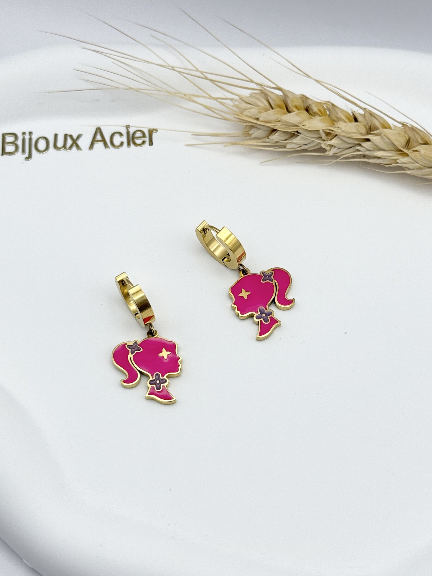 Wholesaler Ceramik - Stainless steel earrings motif female silhouette