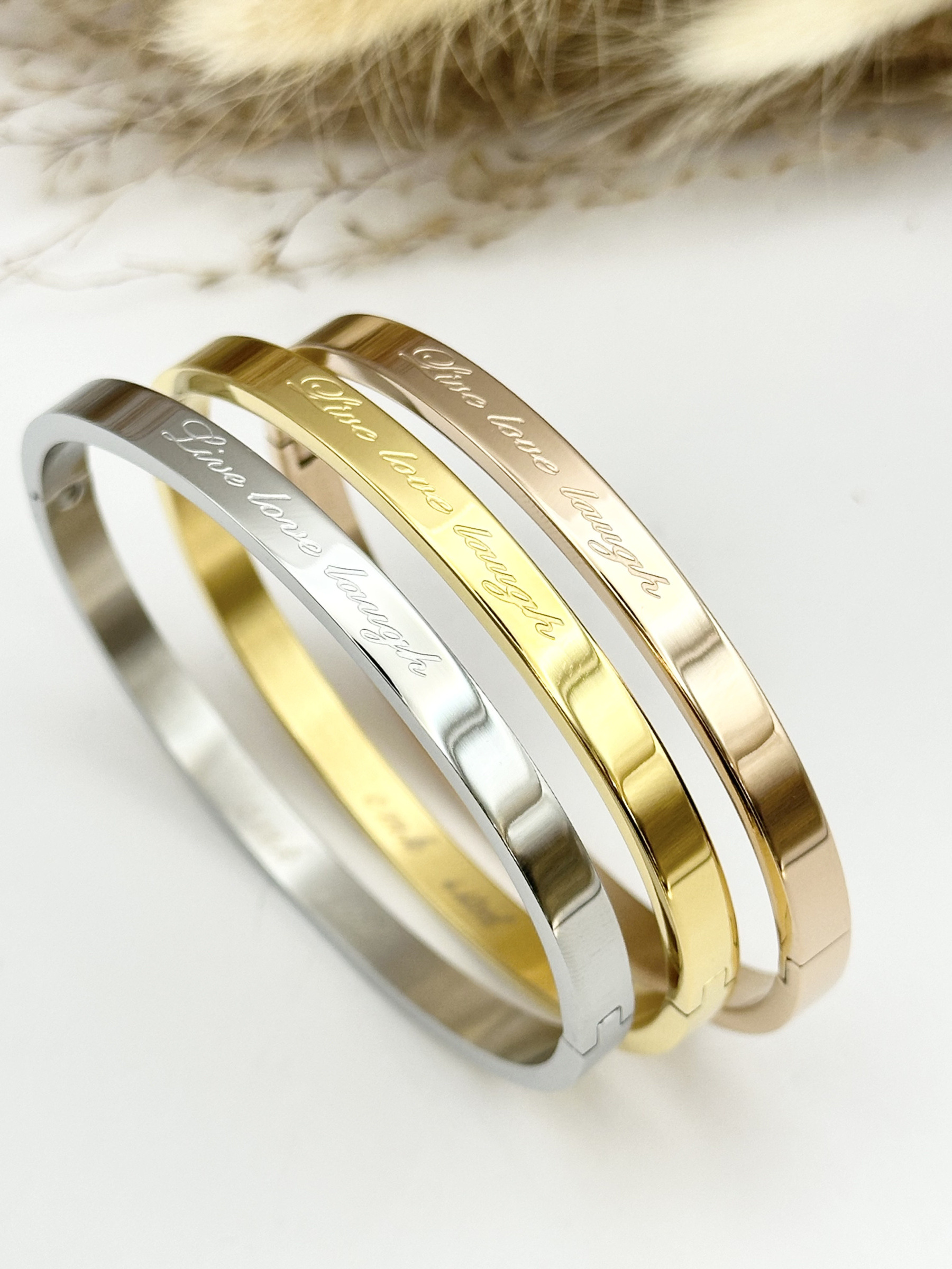 Mayorista Ceramik - Pulsera con mensaje grabado Carpe Diem en acero inoxidable