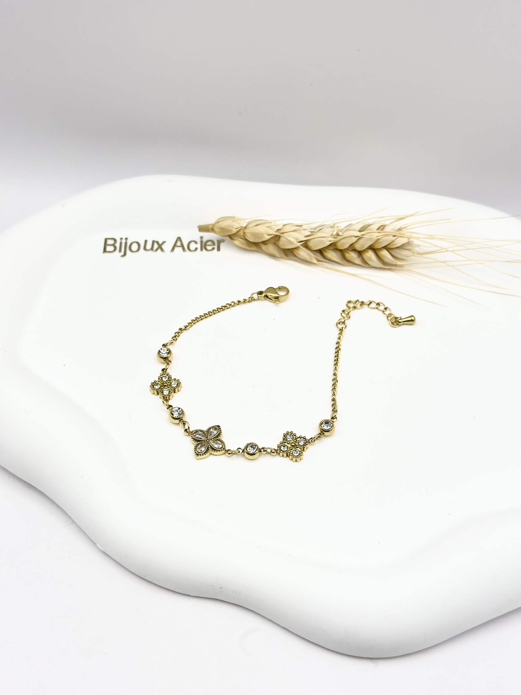 Grossiste Ceramik - Bracelet en Acier Inoxydable "Fleur d'Éclat"