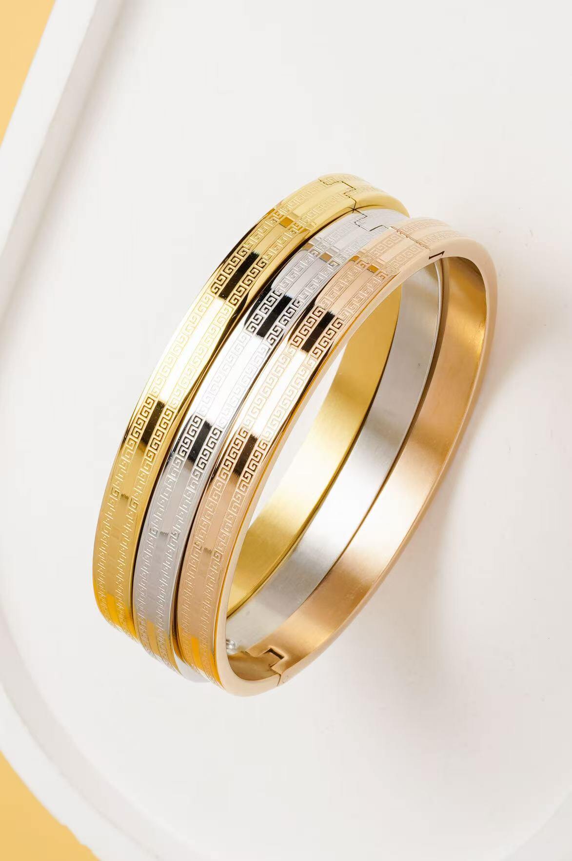 Grossiste Ceramik - Bracelet femme en acier inoxydable – Or, Rose ou Argent largeur 6mm