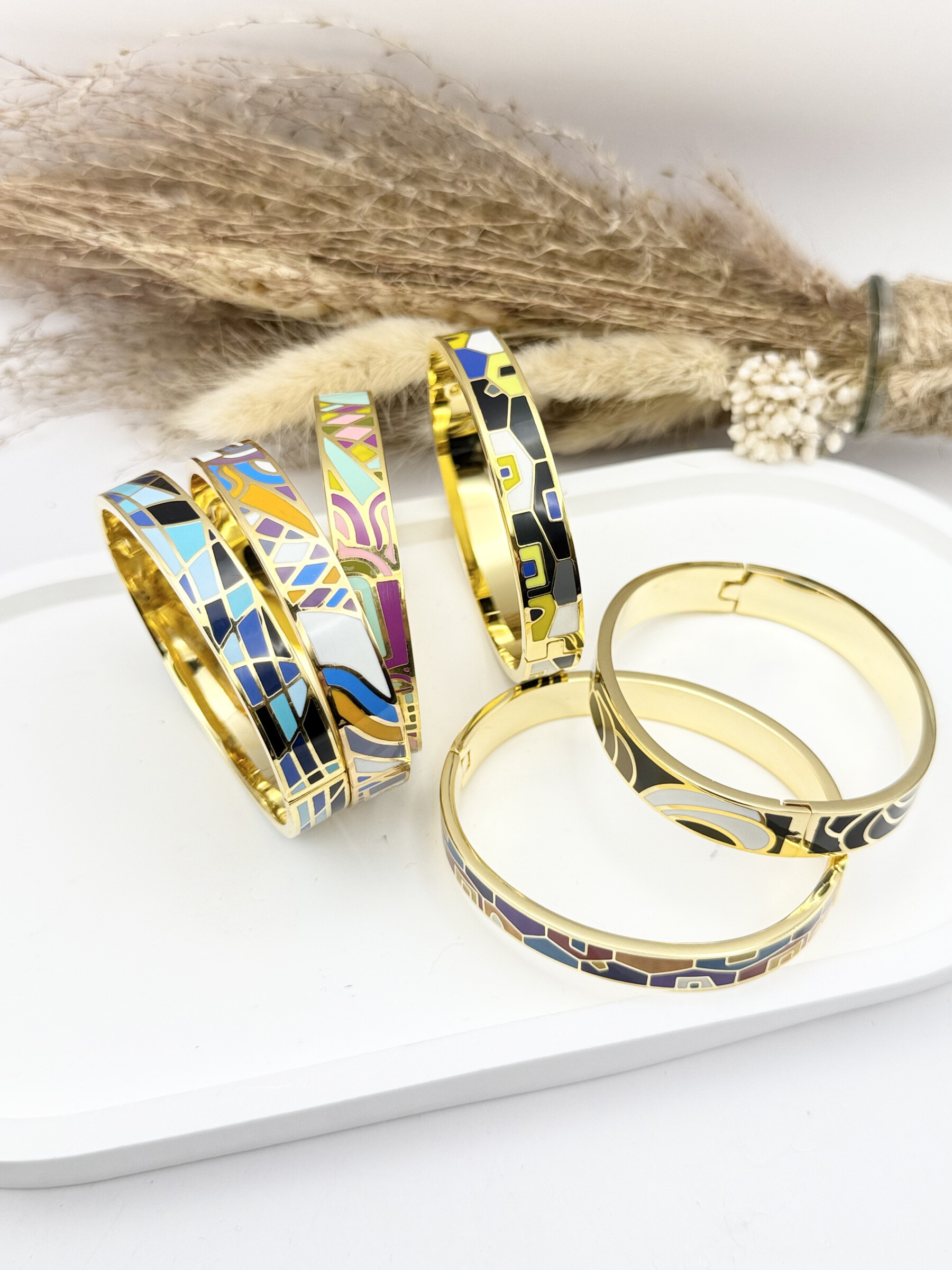 Wholesaler Ceramik - Set of 6 stainless steel enamelled bracelets sold with presentation cushion