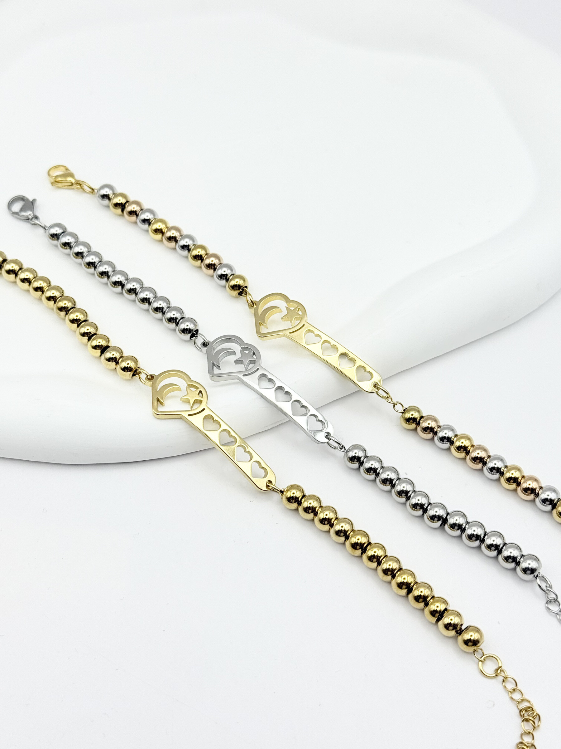 Grossista Ceramik - Bracciale in acciaio inossidabile 6mm perline motivo cuore e stelle