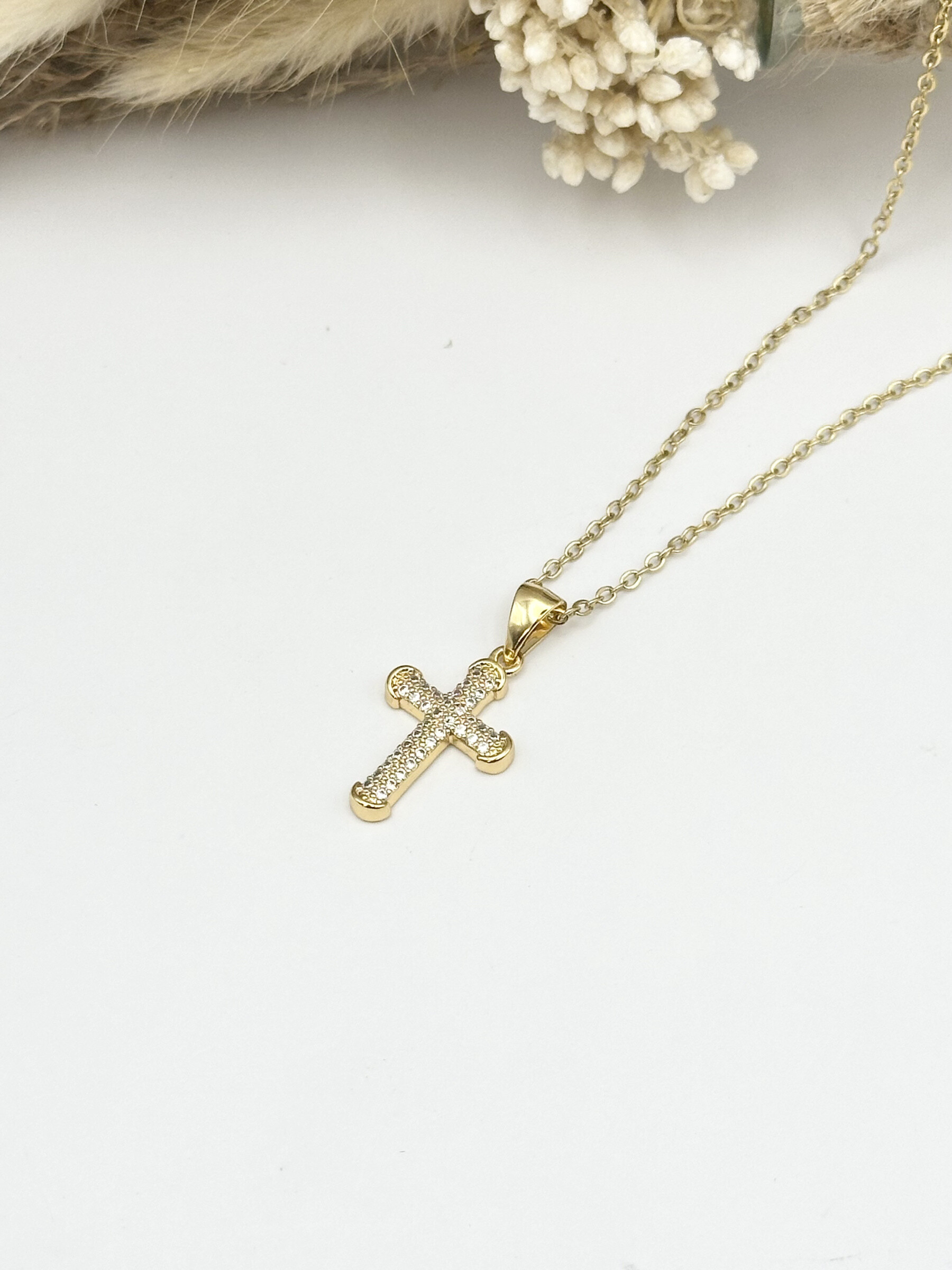 Wholesaler Ceramik - Stainless steel necklace with zirconium rhinestone cross pendant