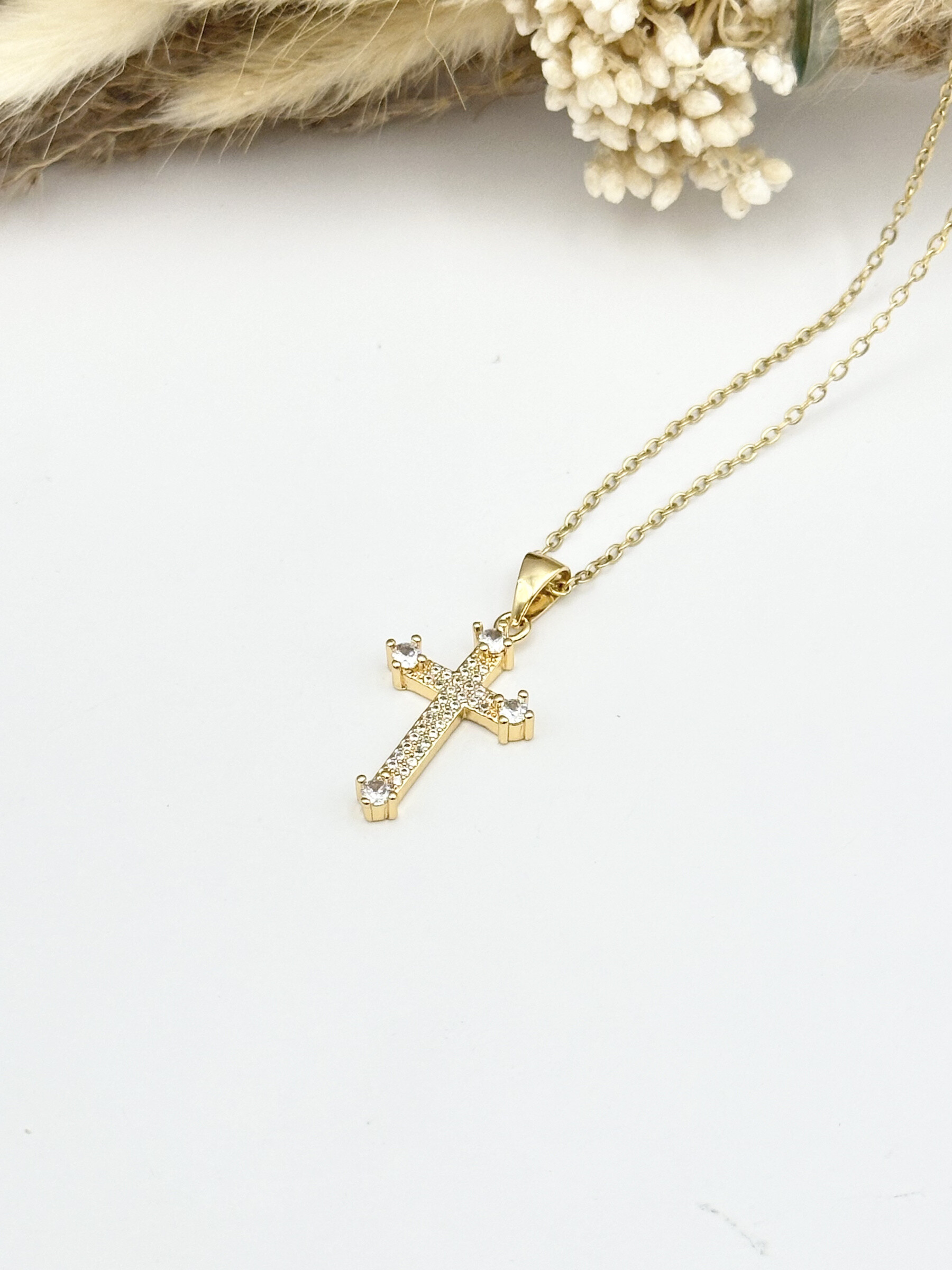 Wholesaler Ceramik - Stainless steel necklace with zirconium rhinestone cross pendant