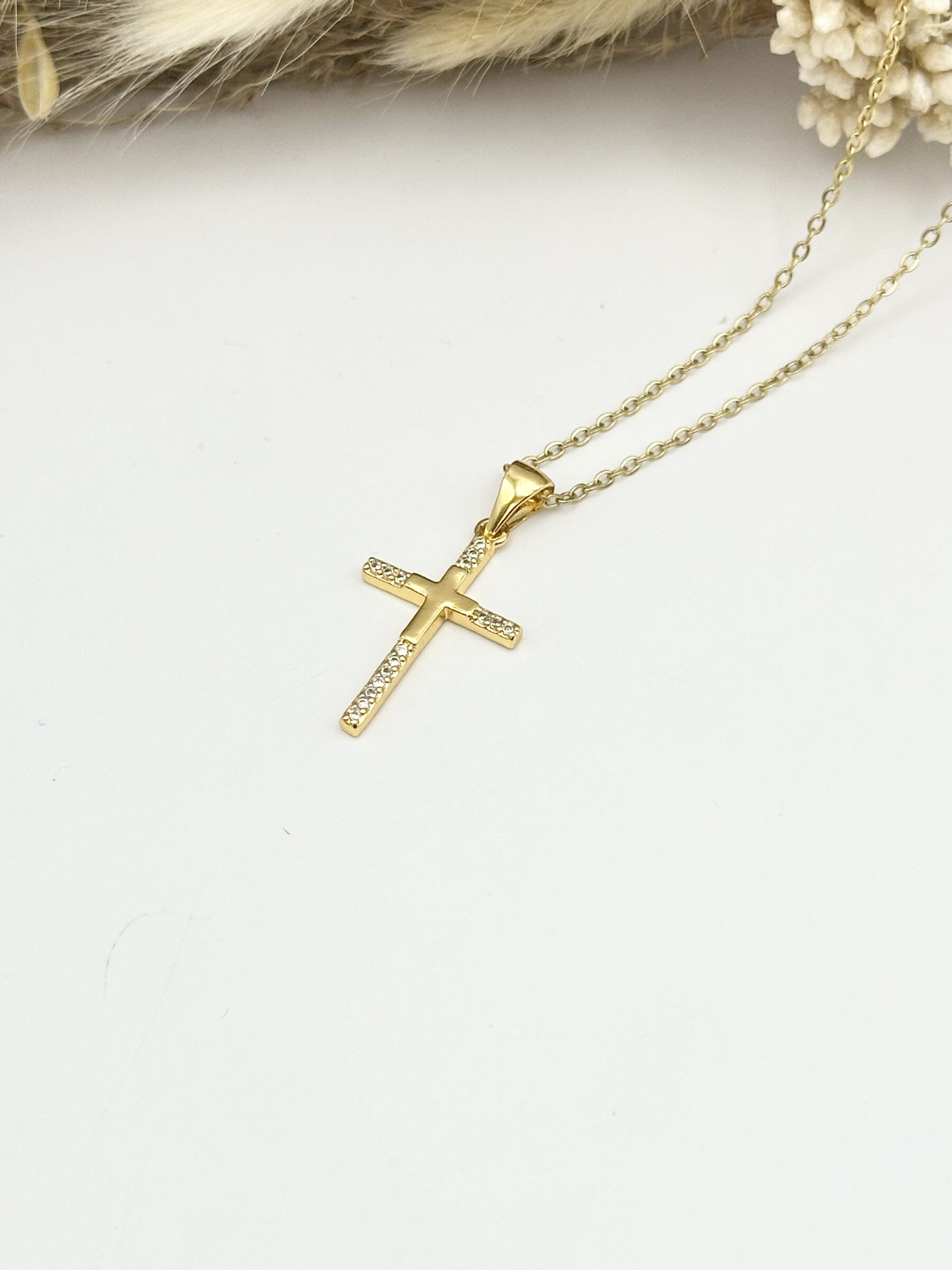 Wholesaler Ceramik - Stainless steel necklace with zirconium rhinestone cross pendant