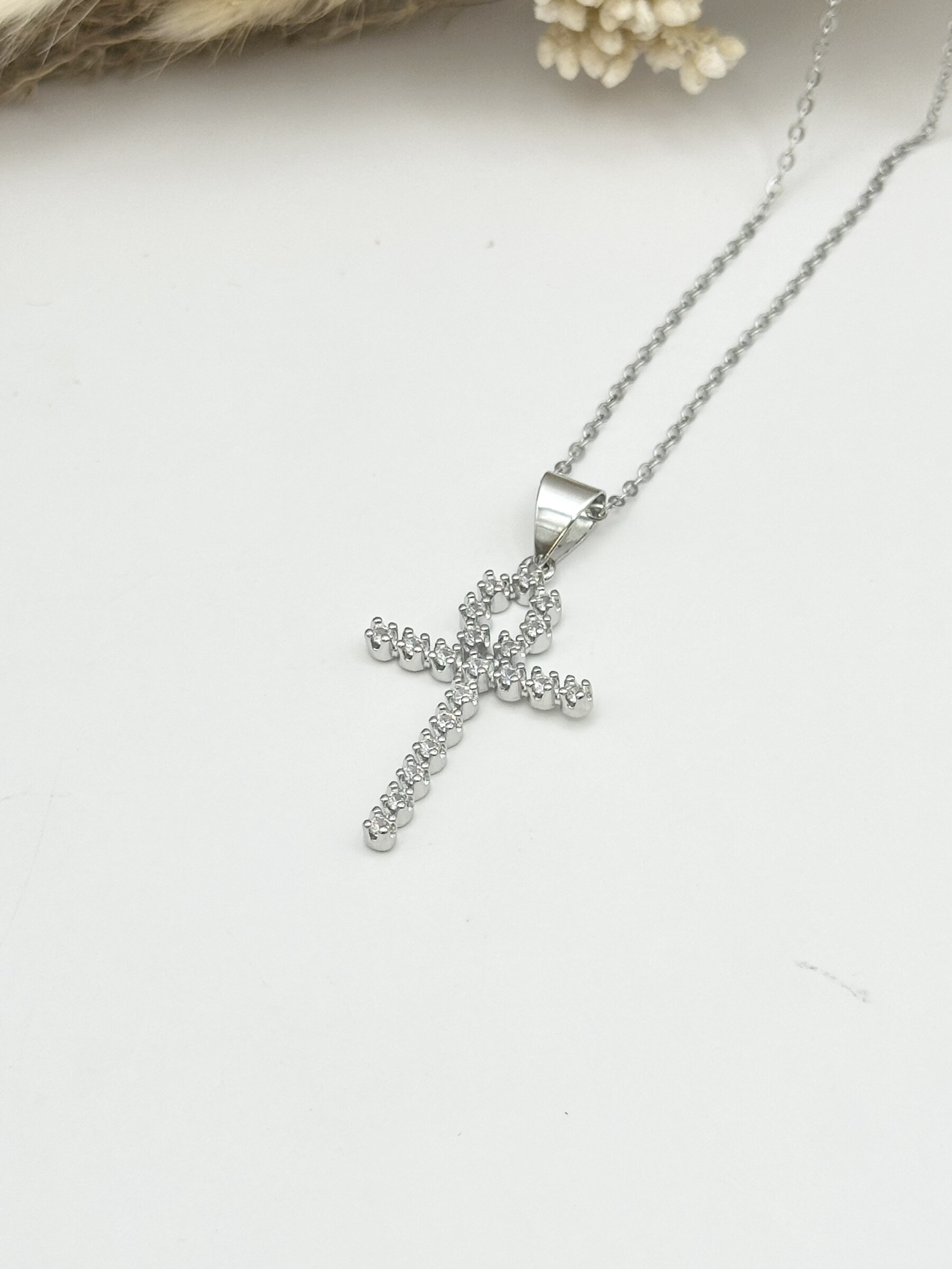 Wholesaler Ceramik - Stainless steel necklace with zirconium rhinestone cross pendant