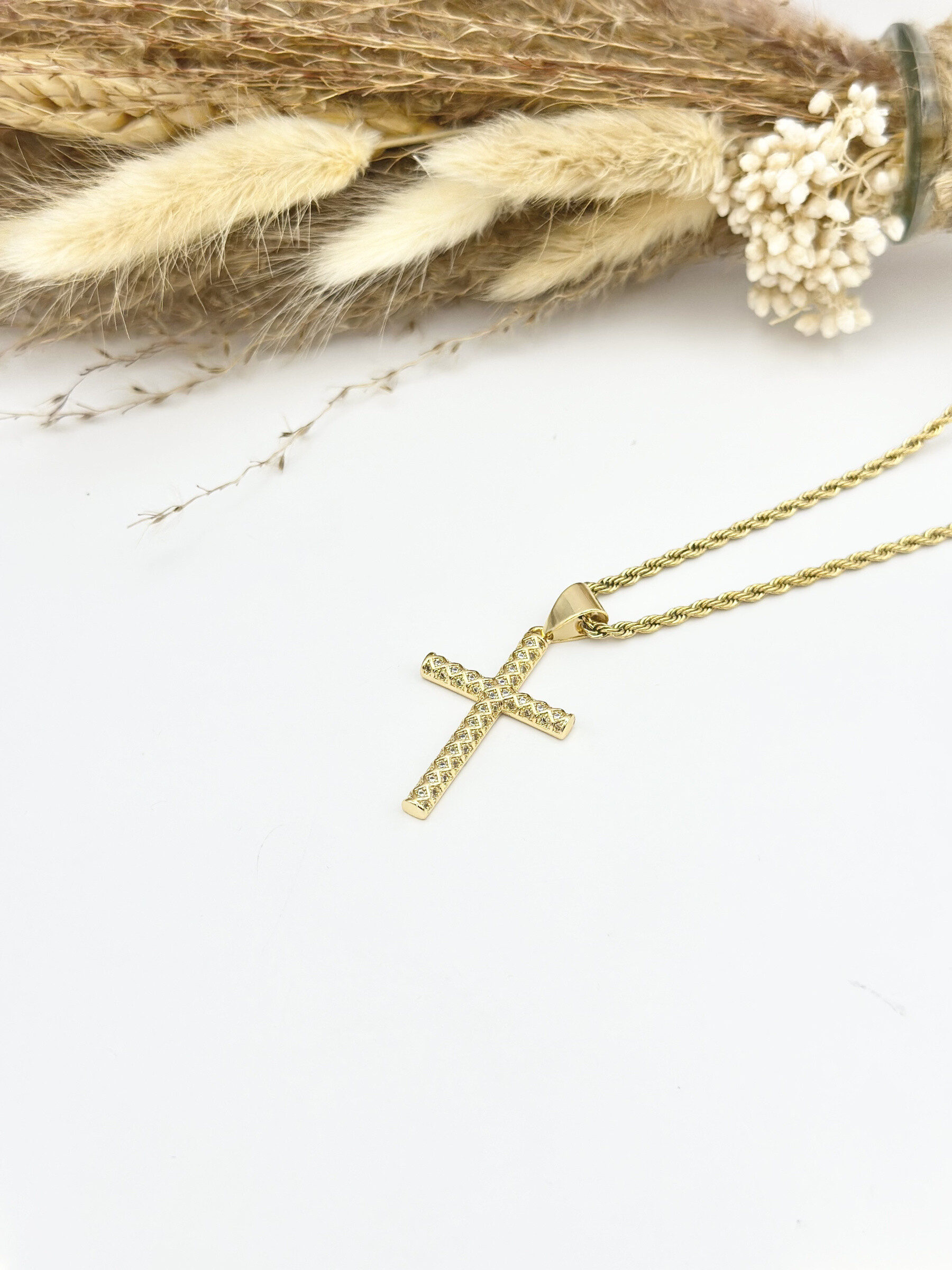 Wholesaler Ceramik - Stainless steel necklace with zirconium rhinestone cross pendant