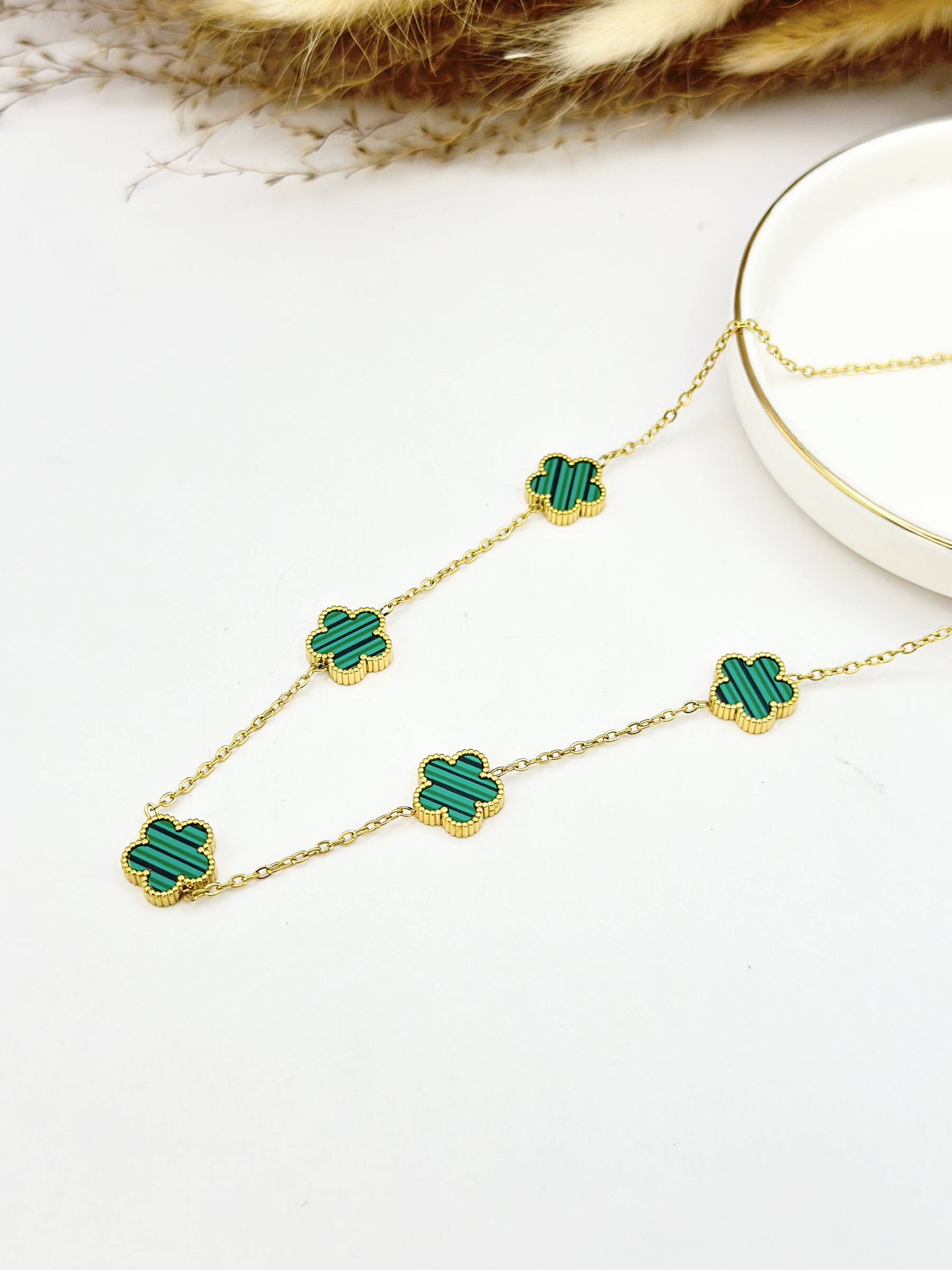 Grossiste Ceramik - Collier en Acier inoxydable motif trèfle doré