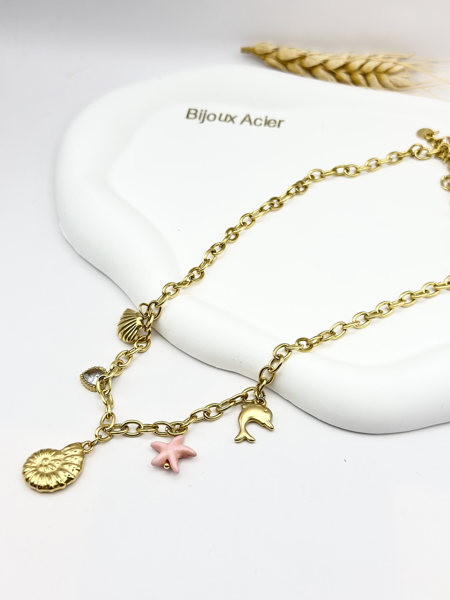 Grossiste Ceramik - Collier "Rivage Rose" – Charms Marins en Acier Inoxydable