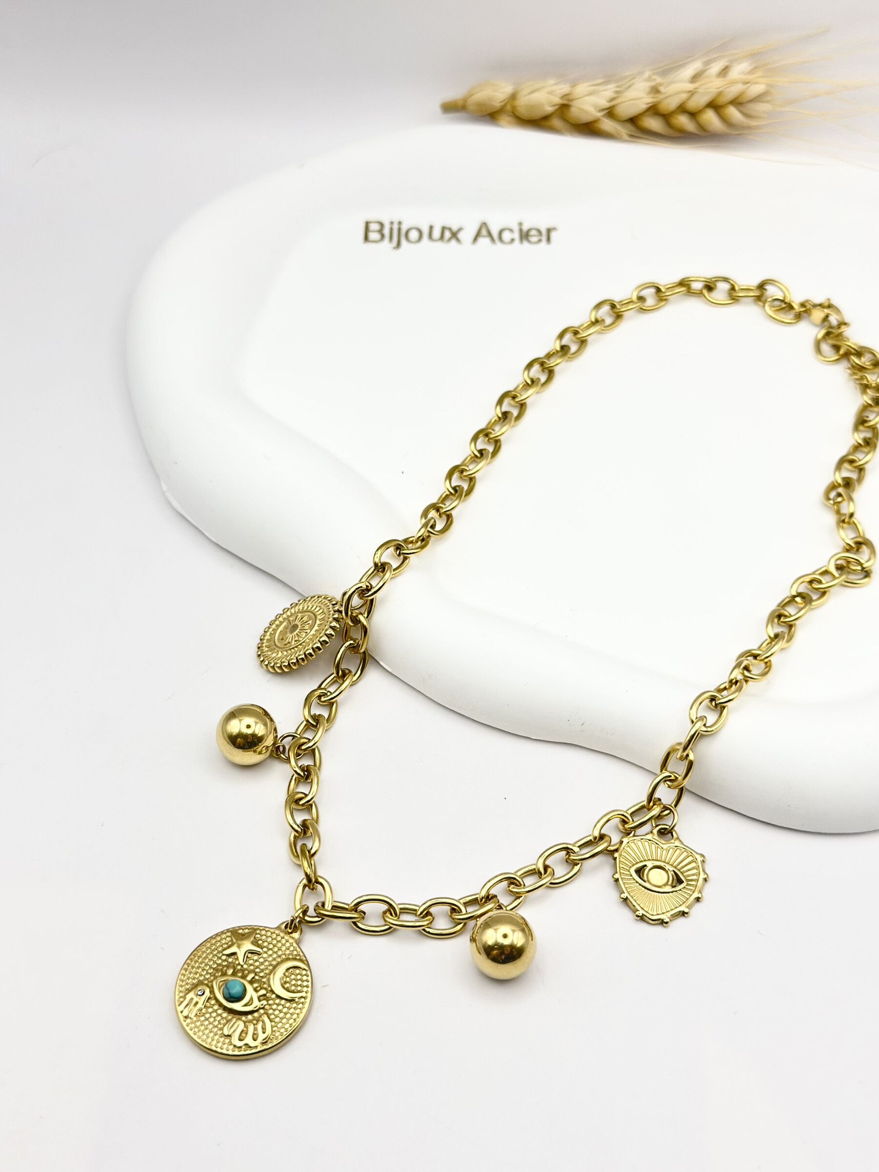 Grossiste Ceramik - Collier "Mystic Glow" – Symboles Protecteurs en Acier Inoxydable