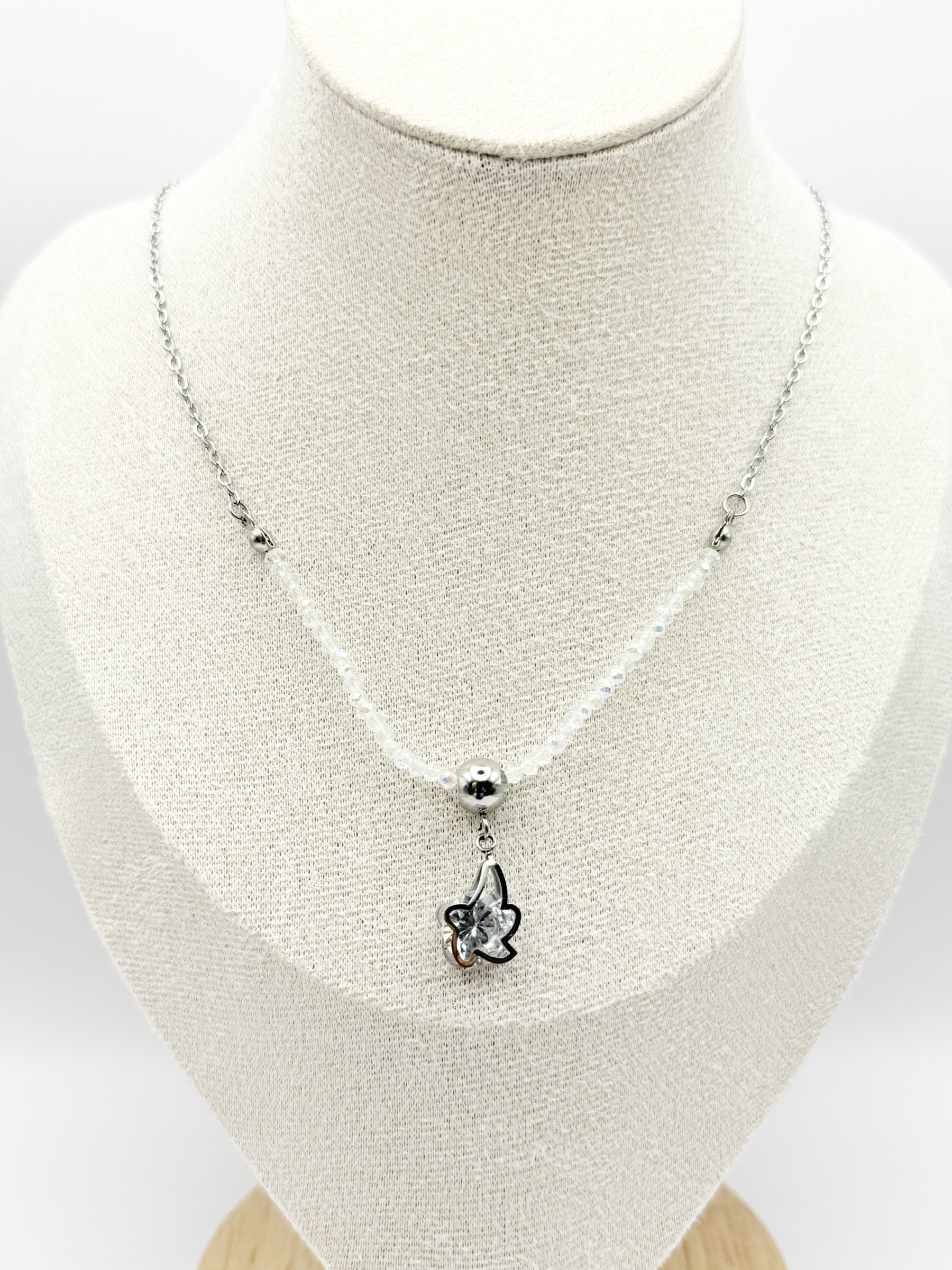 Mayorista Ceramik - Collar de estrella fugaz de cristal Perlas blancas y acero inoxidable