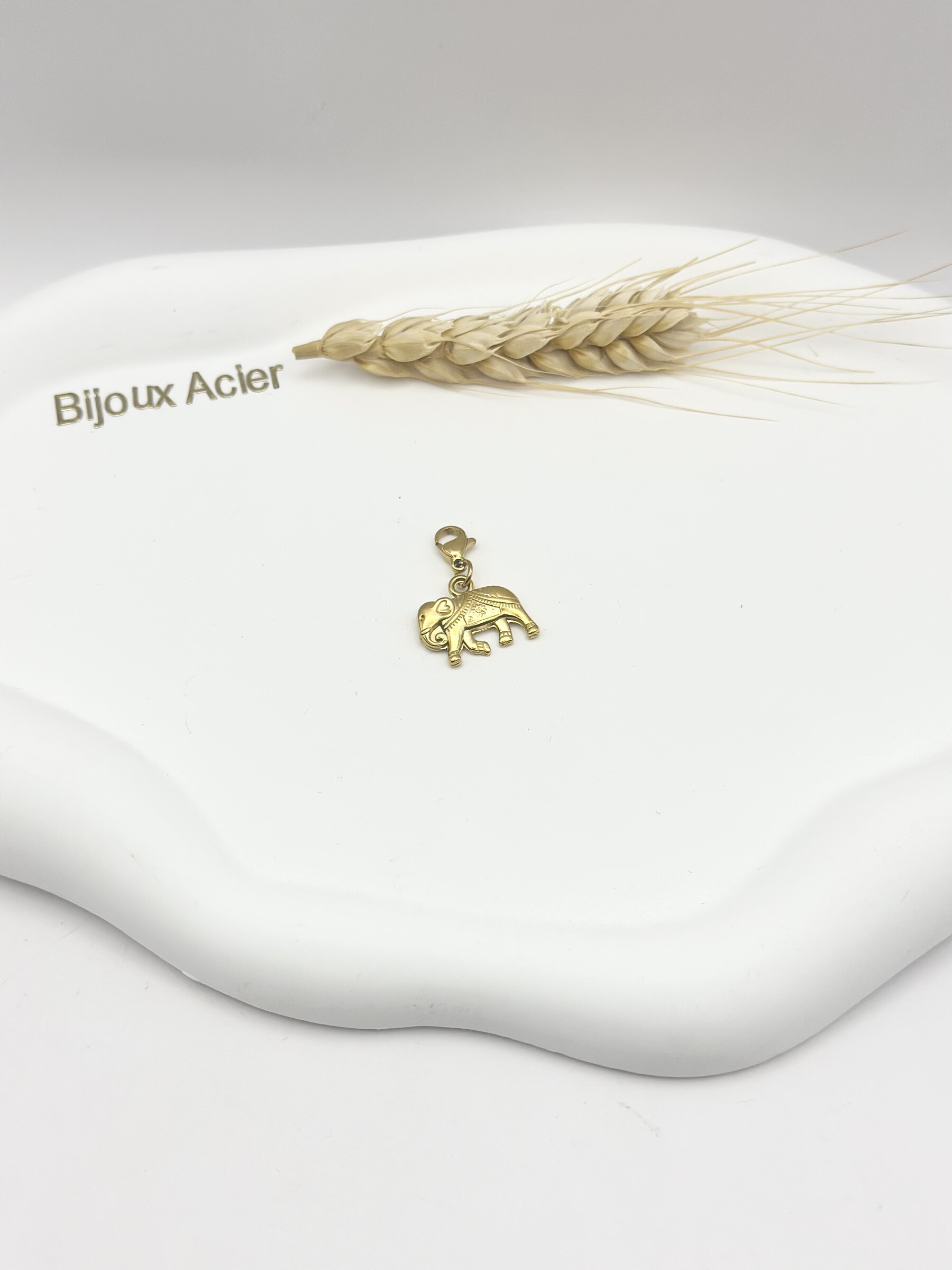 Grossiste Ceramik - Charm Pendentif Éléphant  Acier Inoxydable Doré
