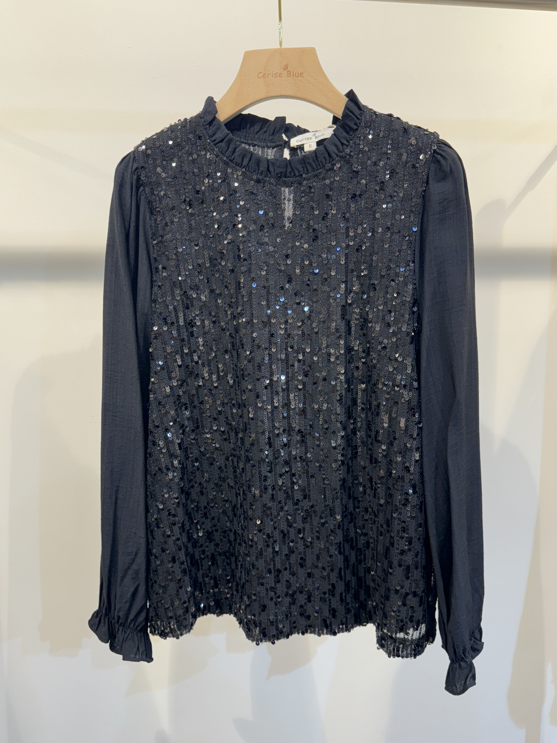 Wholesaler Cerise Blue - SEQUIN BLOUSE