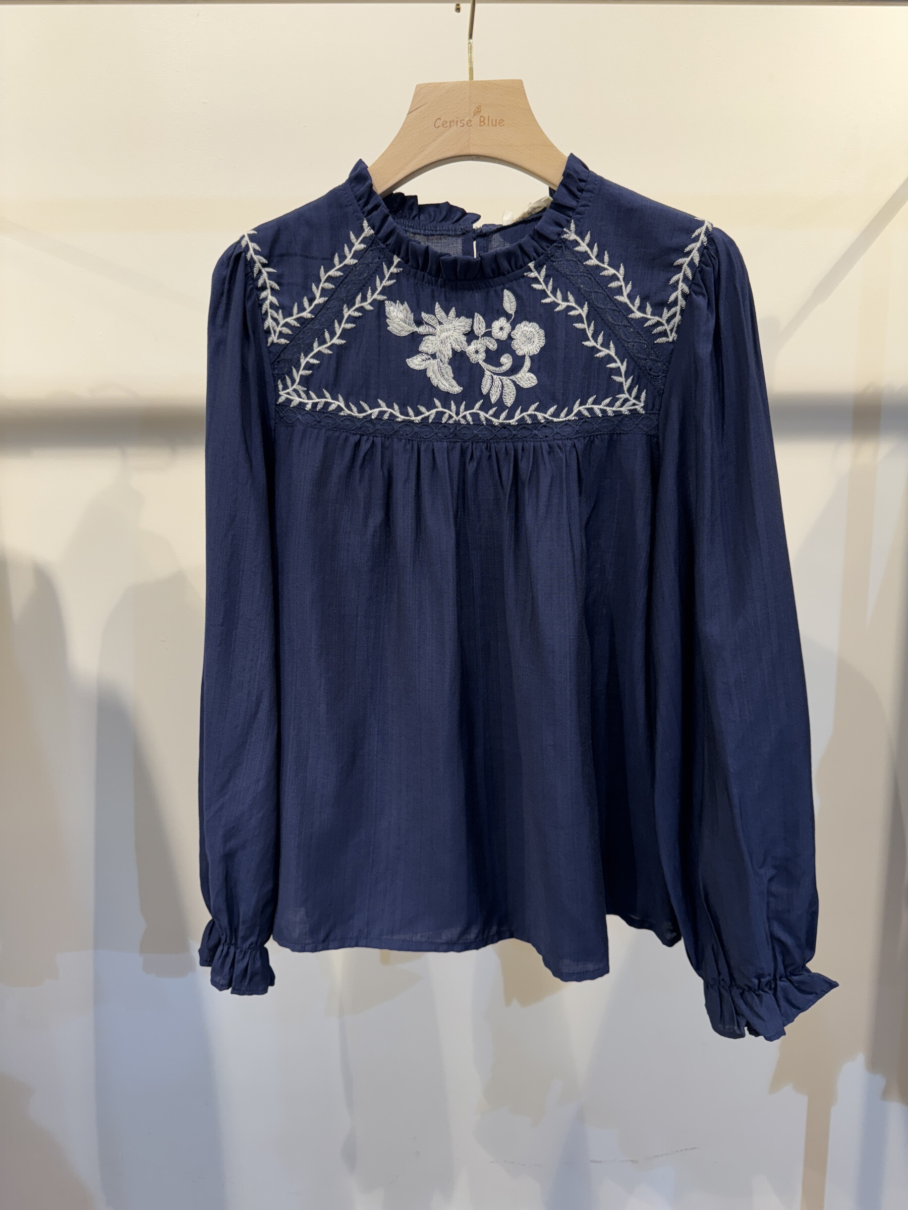Wholesaler Cerise Blue - EMBROIDERED BLOUSE