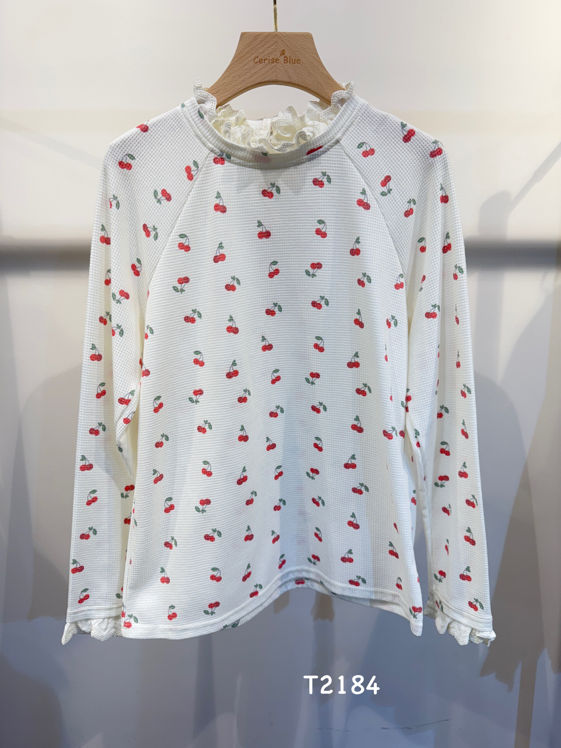 Wholesaler Cerise Blue - PRINTED BLOUSE