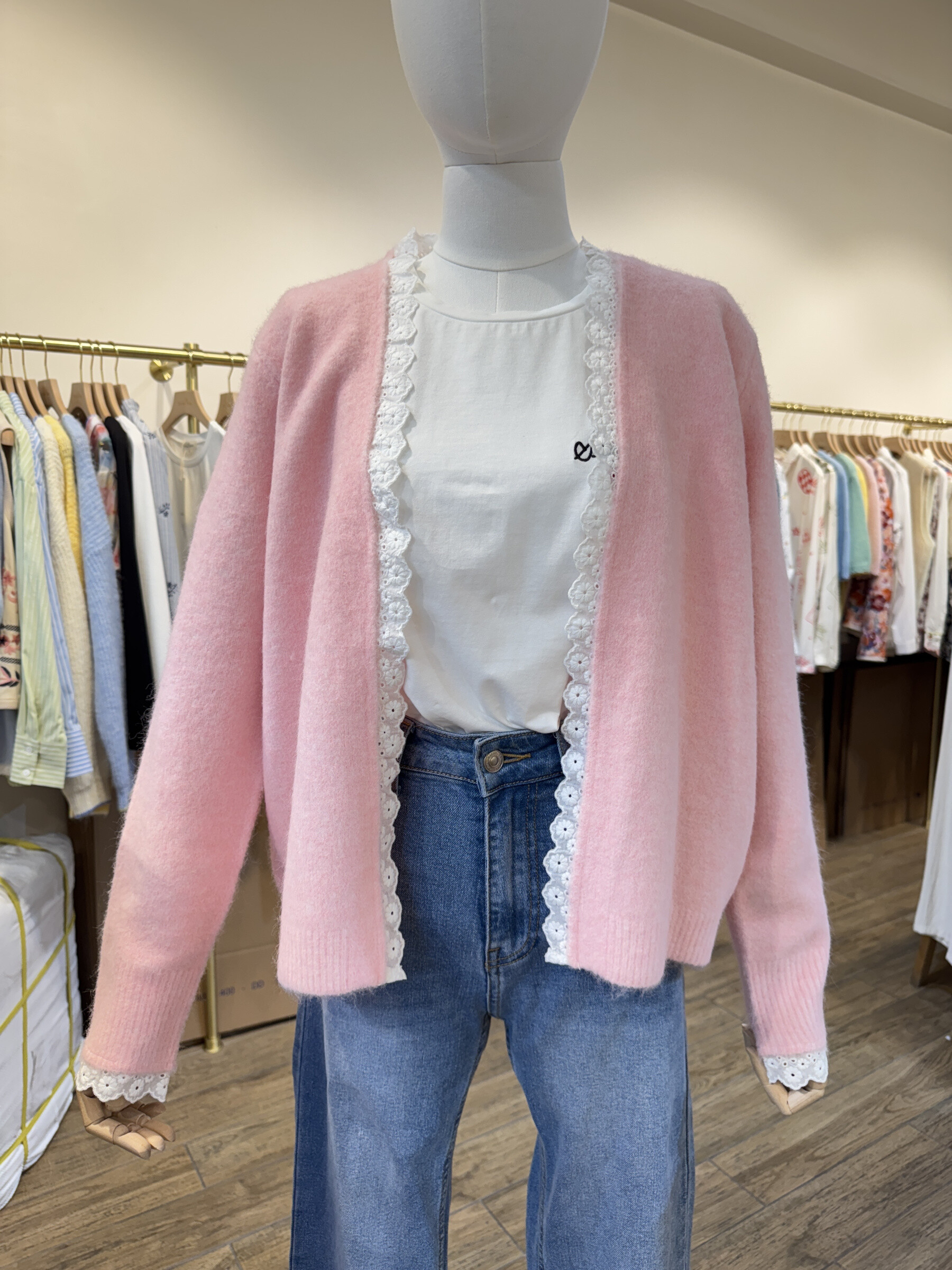 Wholesaler Cerise Blue - Delivery vest with lace details