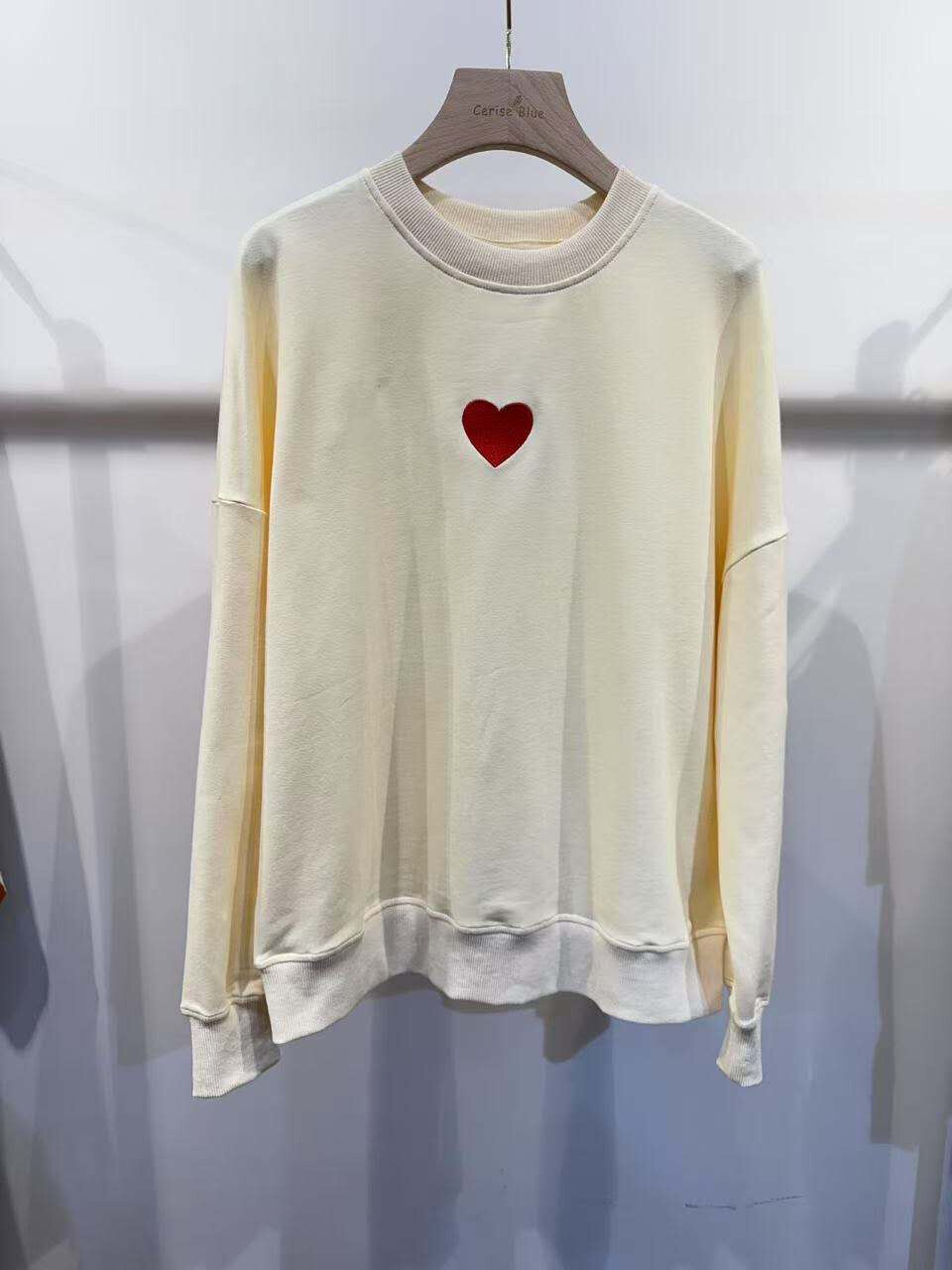 Wholesaler Cerise Blue - Embroidered sweatshirt
