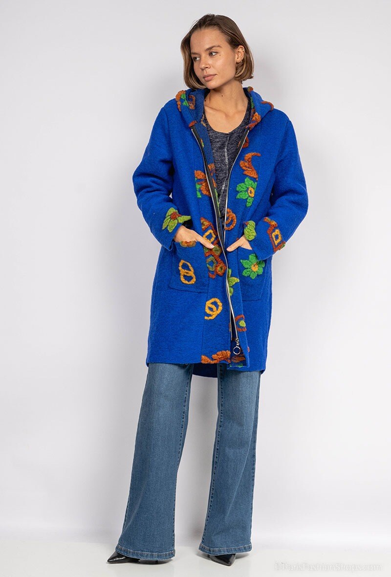 Wholesaler Chana Mod - Hooded flowers pattern coat