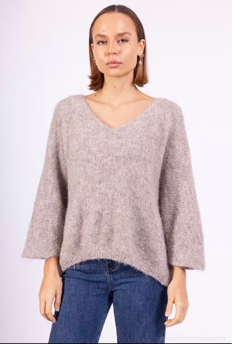 Grossiste Chana Mod - PULL UNI A COL EN V LONGUEUR 60CM TOUR DE POITRINE 64CM