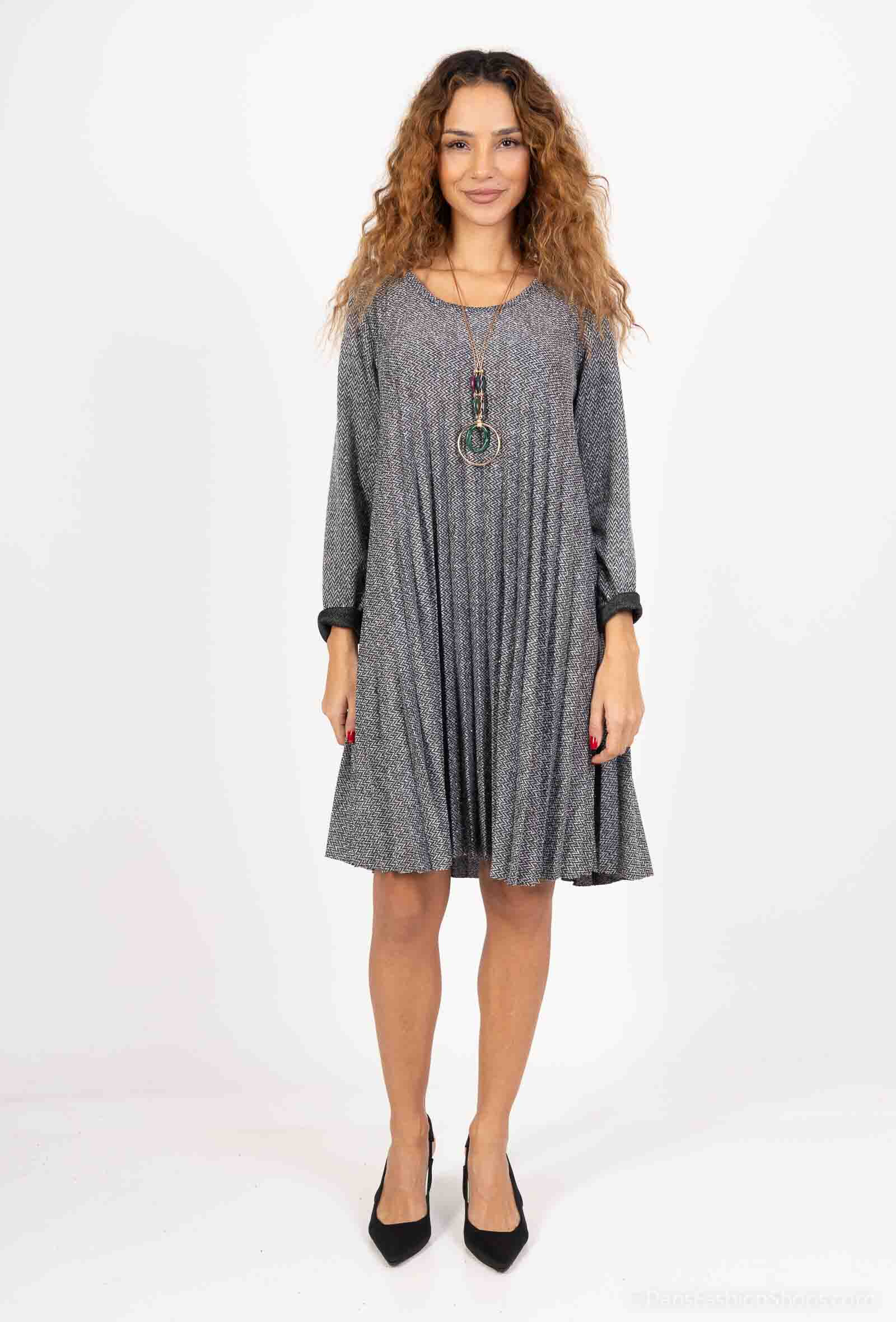 Wholesaler Chana Mod - Plain tunic with necklace