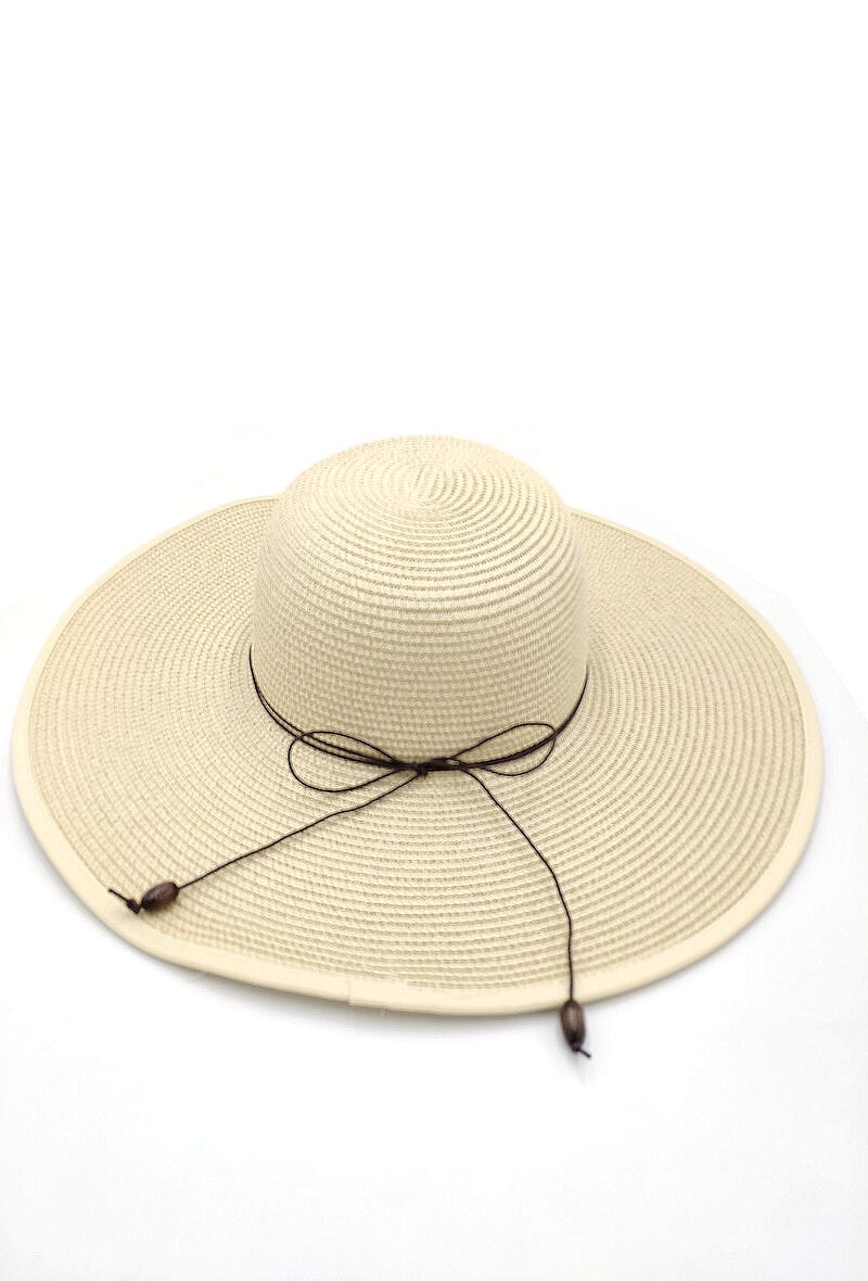 Grossiste Charmant - Grand chapeau avec lacet et perles