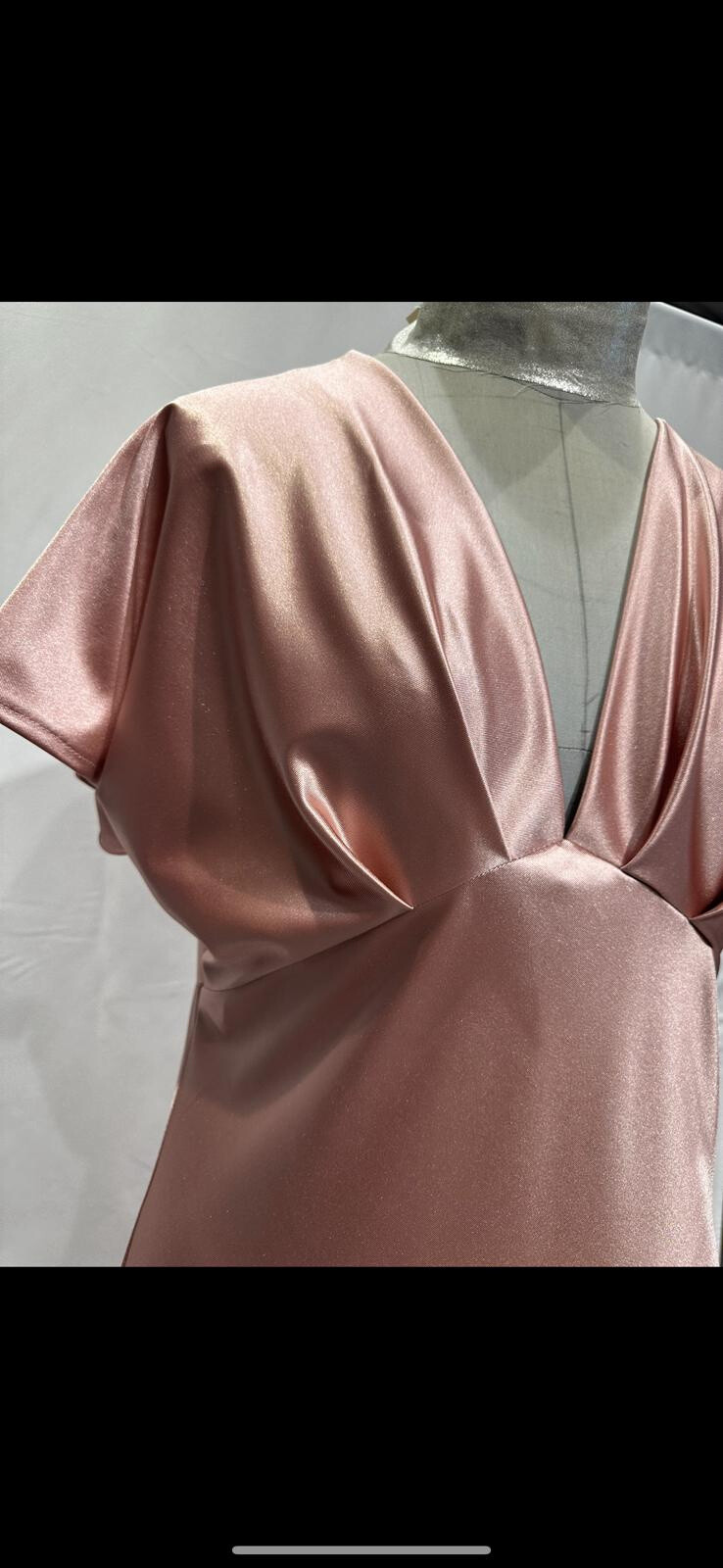 Robe longue satiné - Nude - 2 - grand format
