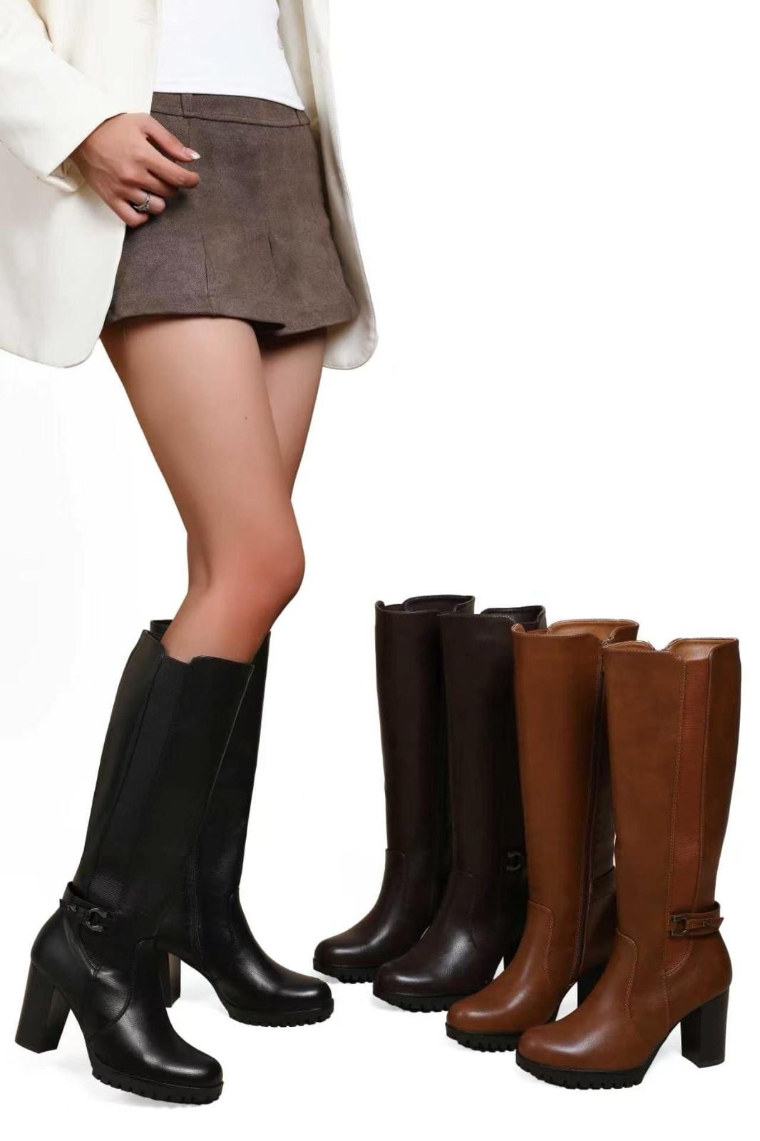 Großhändler CHC SHOES - Elegante Reitstiefel mit Blockabsatz und Profilsohle Großhändler CHC SHOES - Elegante Reitstiefel mit Blockabsatz und Profilsohle