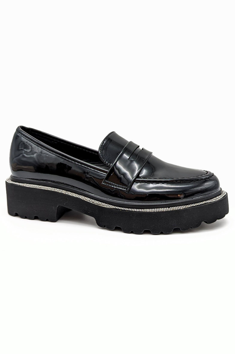 Grossiste CHC SHOES - Mocassins compensés avec vernis et contours de strass