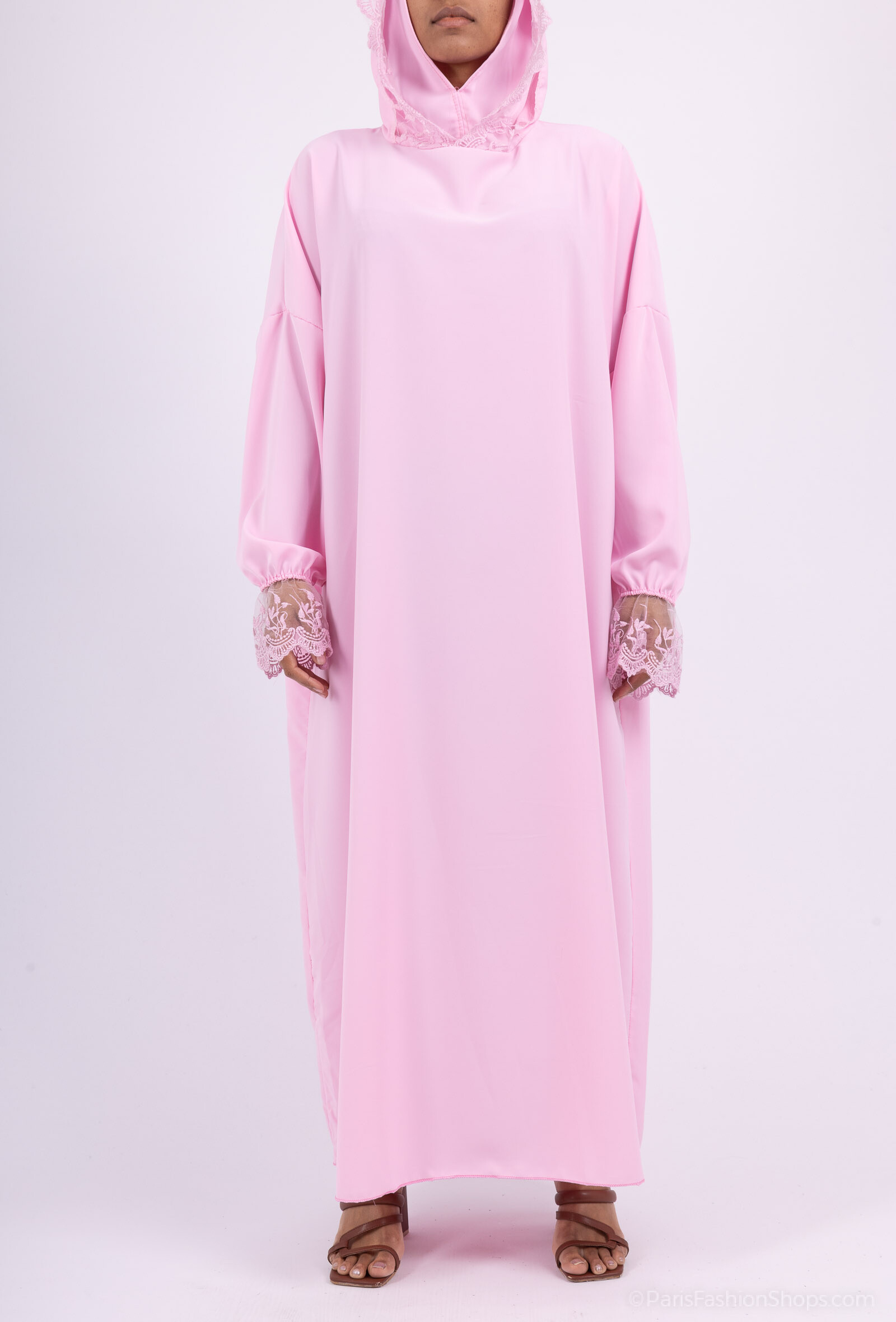 Wholesaler CHEN MODE - Elegant Abaya dress with lace on sleeves and hood