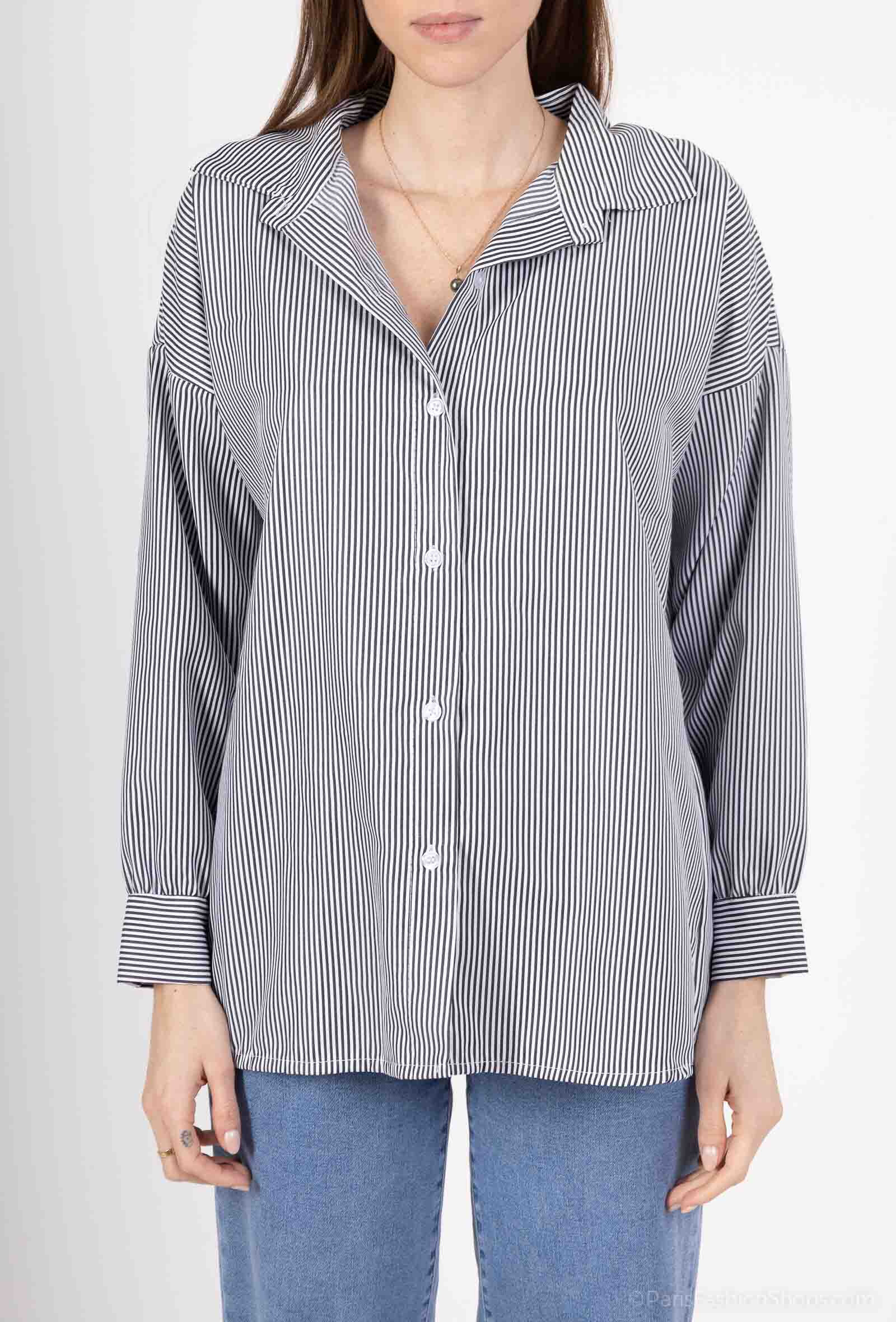 Wholesaler CHEN MODE - This elegant and professional striped shirt