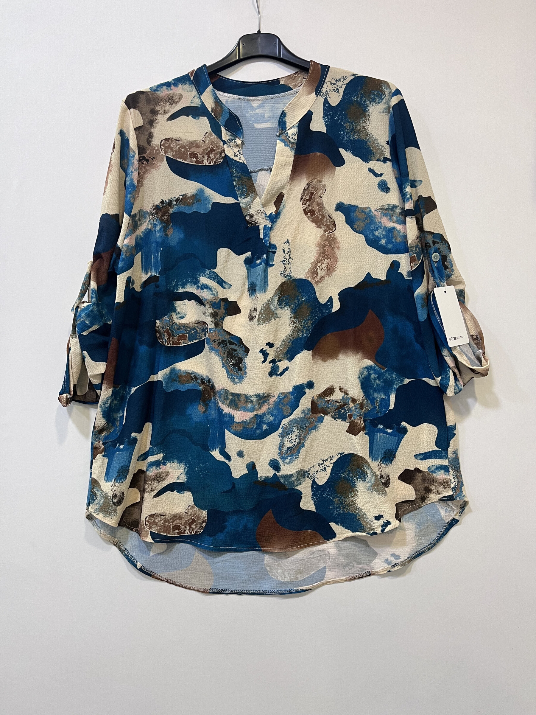 Mayorista CHEN MODE - Camisa estampada: elegancia y estilo a diario
