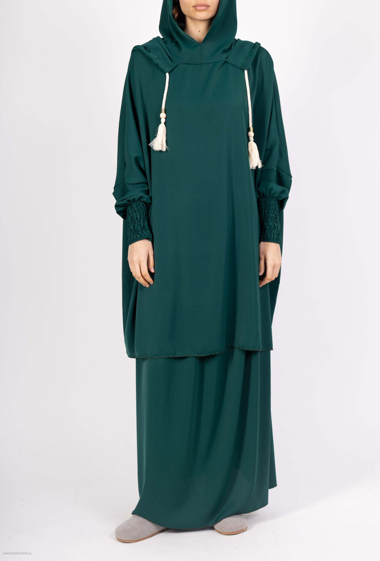 Wholesaler CHEN MODE - Abaya Chic with string on the hood - United Elegance and Modernity