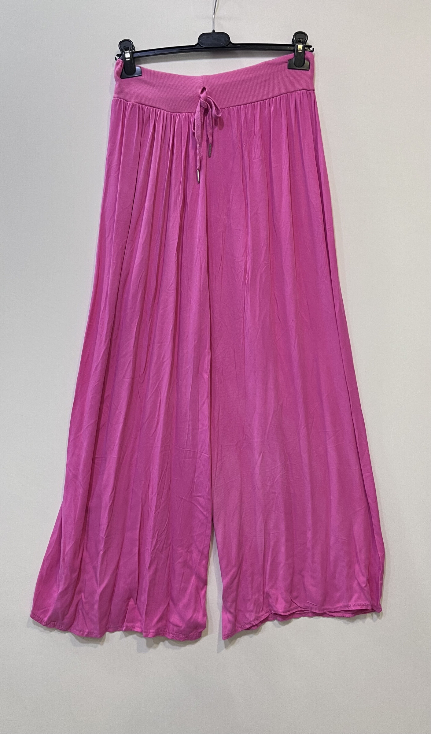 Wholesaler CHEN MODE - Absolute Comfort, Trendy Look - Go for Our Flowy Pants