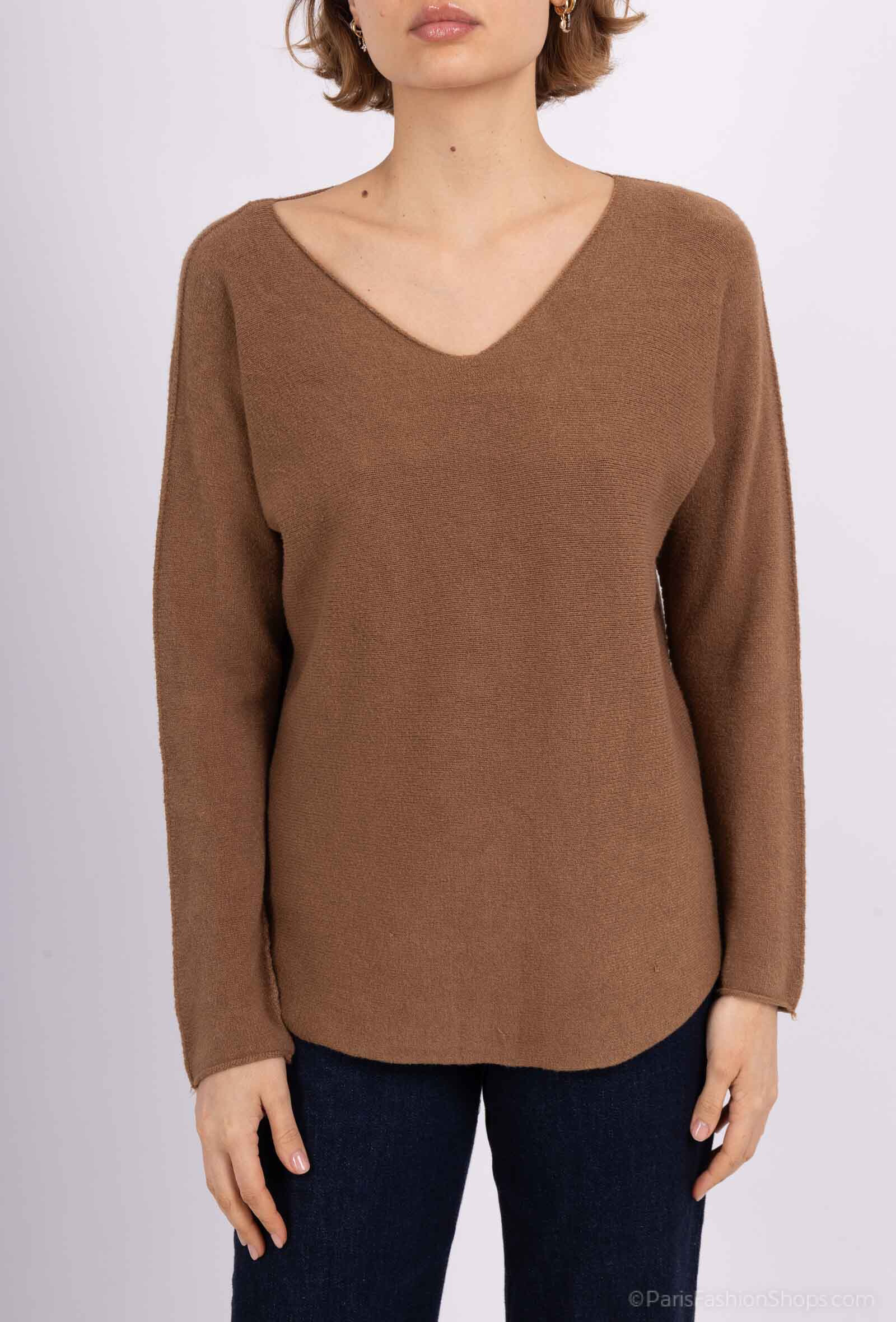 Wholesaler CHEN MODE - Small single high V -neck - Comfort and elegance on a daily basis