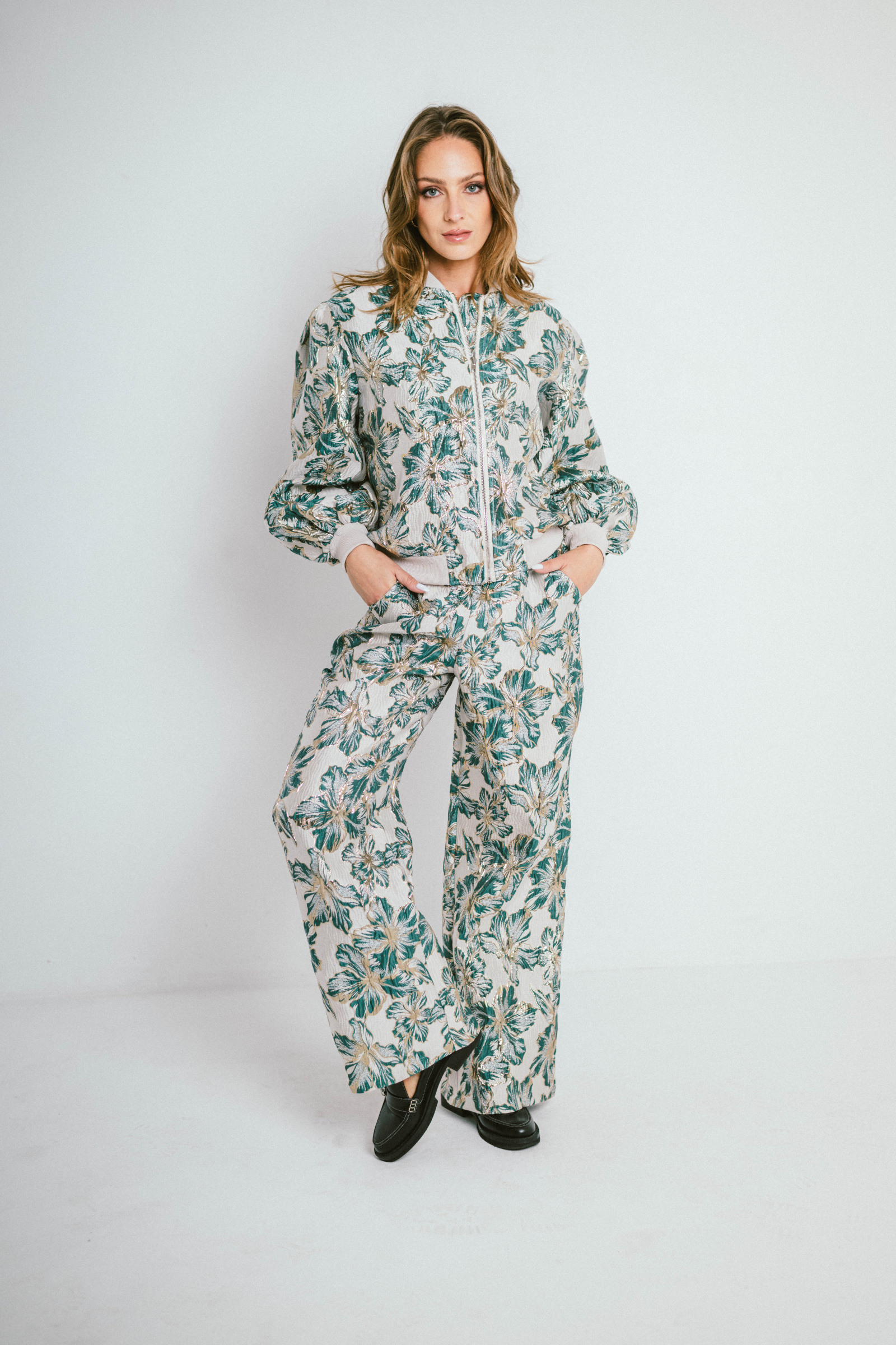 Grossiste Cherry Koko - PALOMA – Pantalon fluide en jacquard fleuri