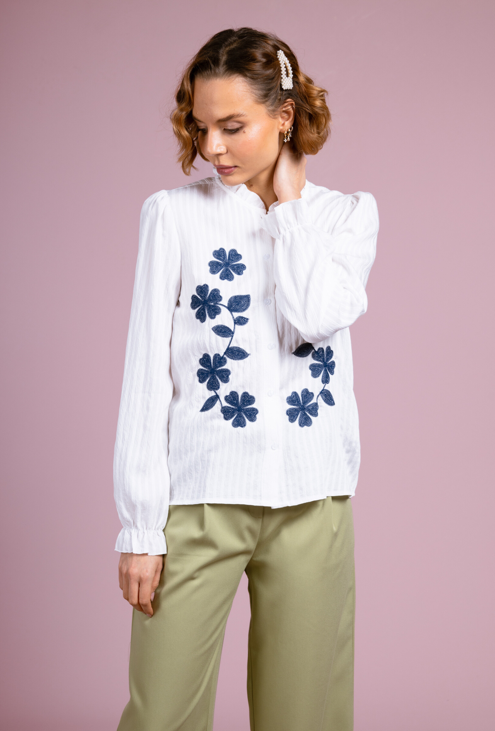 Wholesaler Cherry Paris - PHILIPPA embroidered cotton blouse