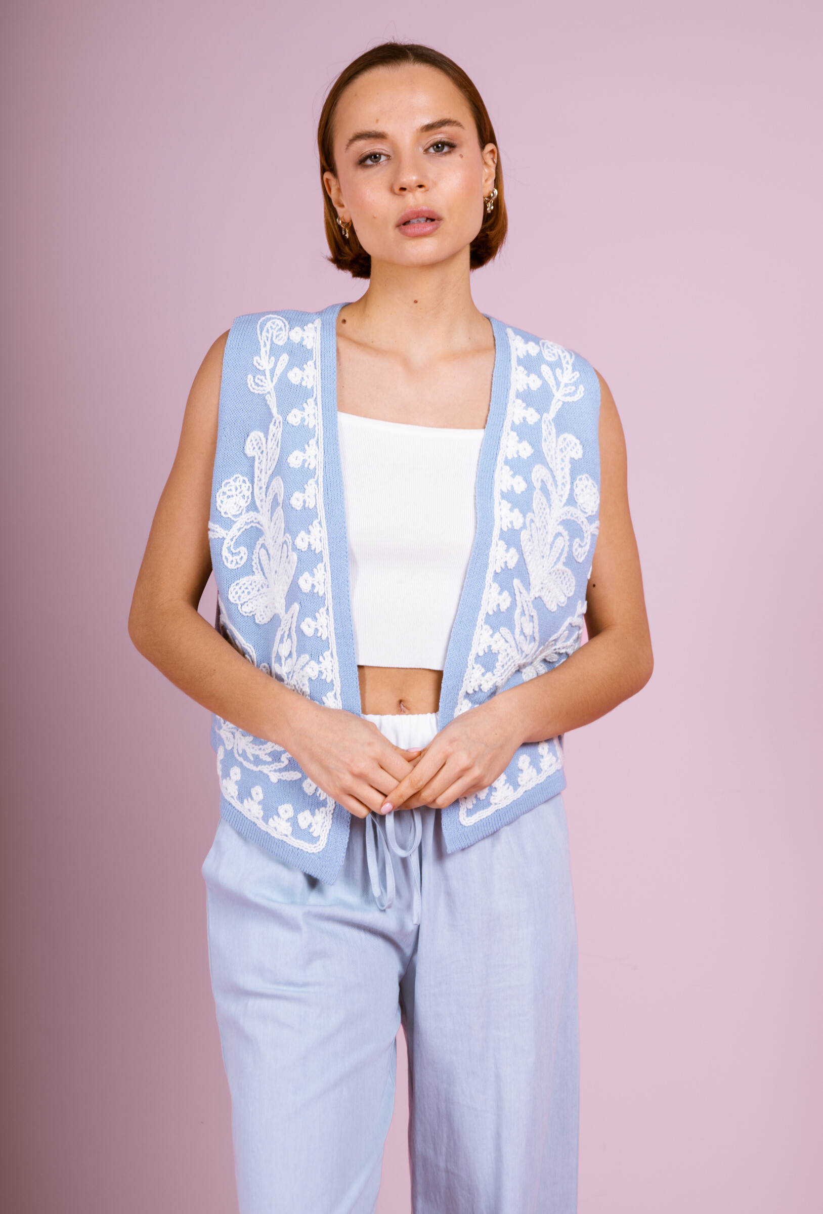 Wholesaler Cherry Paris - Sleeveless vest with LOZANE embroidery