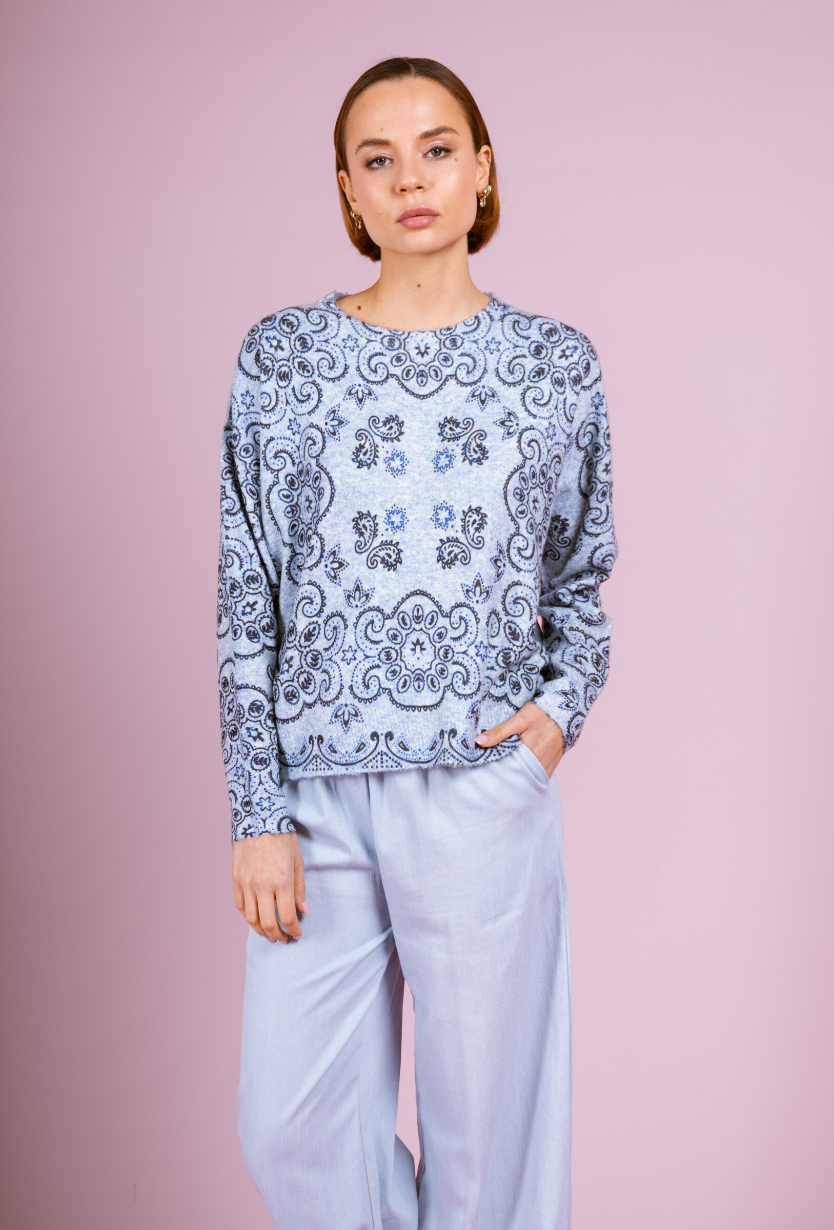 Wholesaler Cherry Paris - KEVINE printed long-sleeved sweater