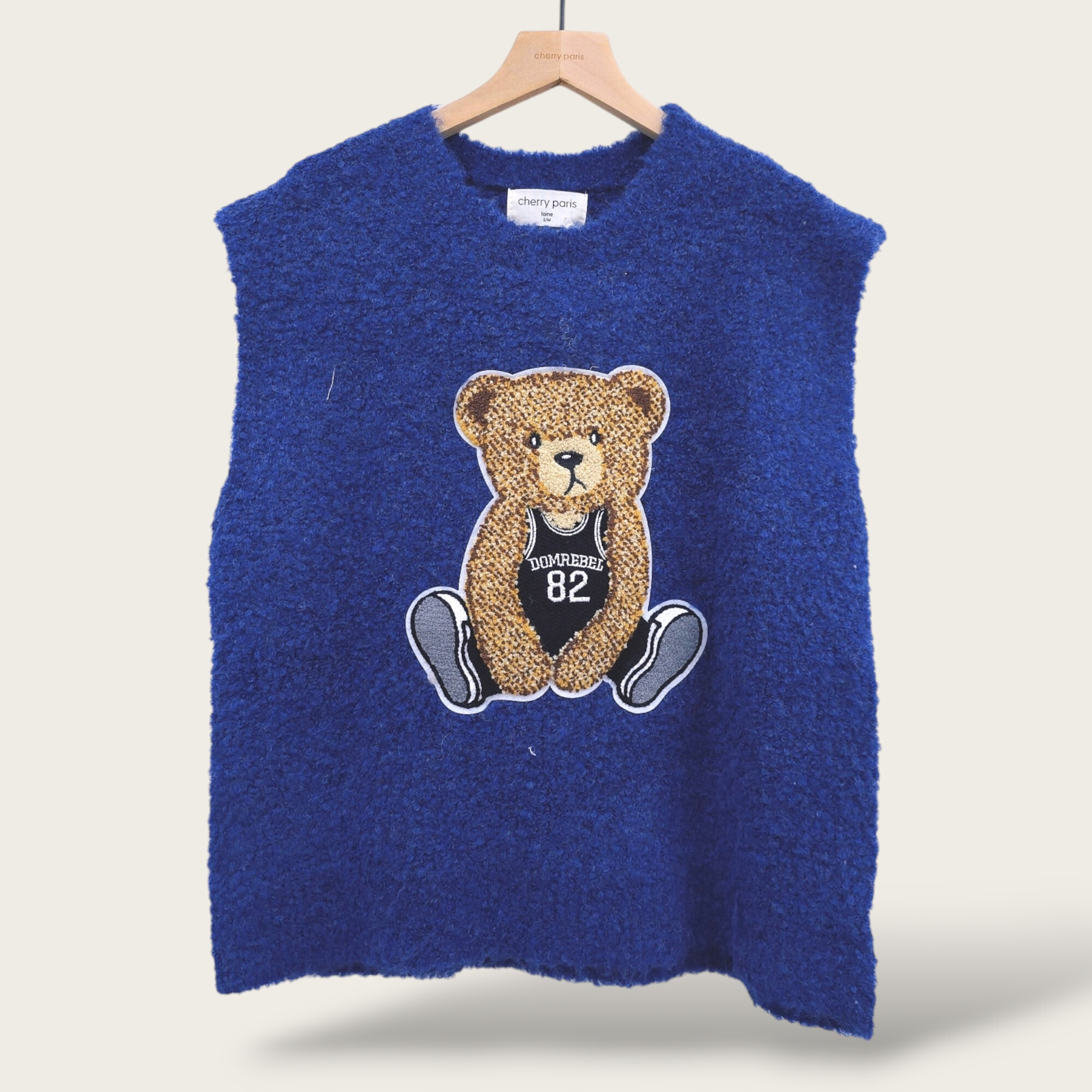 Wholesaler Cherry Paris - Sleeveless sweater with DARCY teddy bear logo