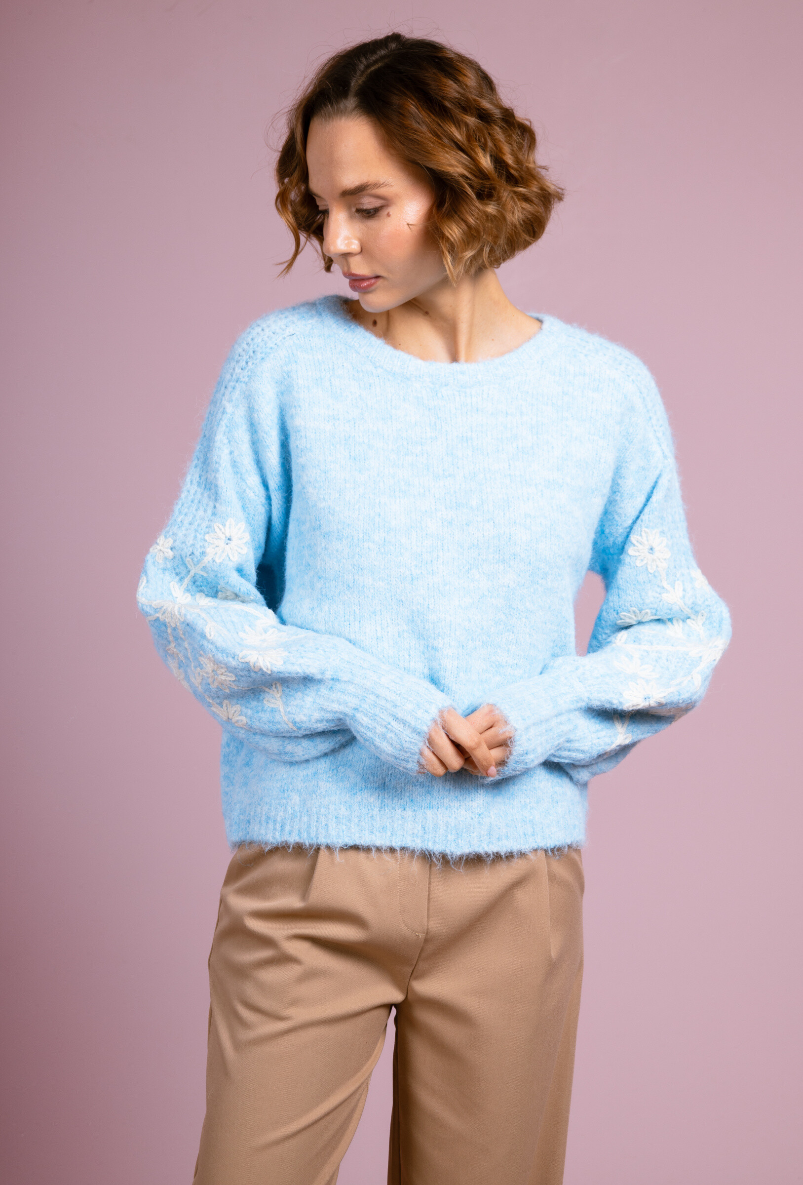 Wholesaler Cherry Paris - Soft knit sweater with embroidery on sleeves INESS