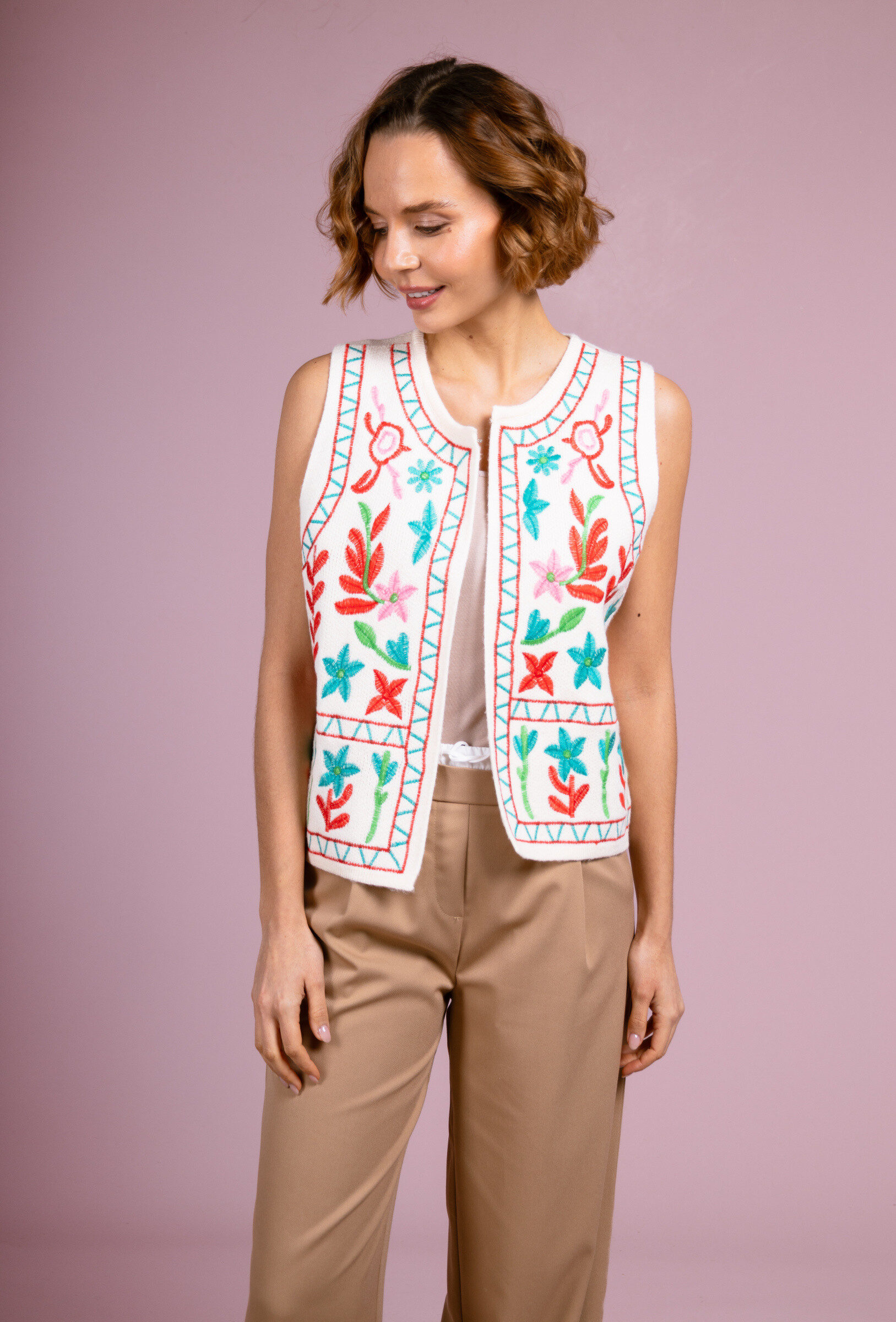 Wholesaler Cherry Paris - Sleeveless vest with FILIBERTA embroidery